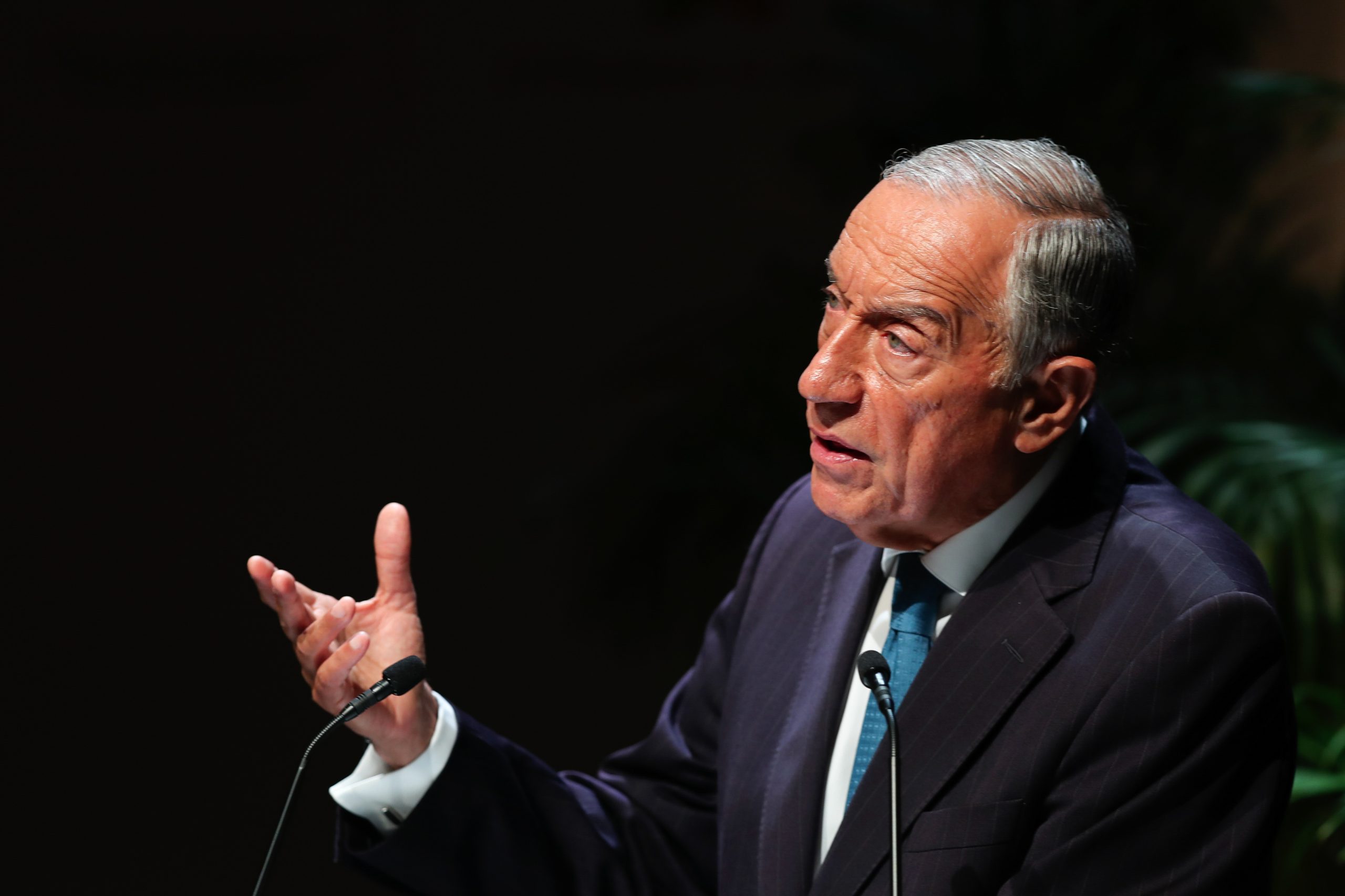 Marcelo admite que equilíbrio de forças após legislativas influencie recandidatura