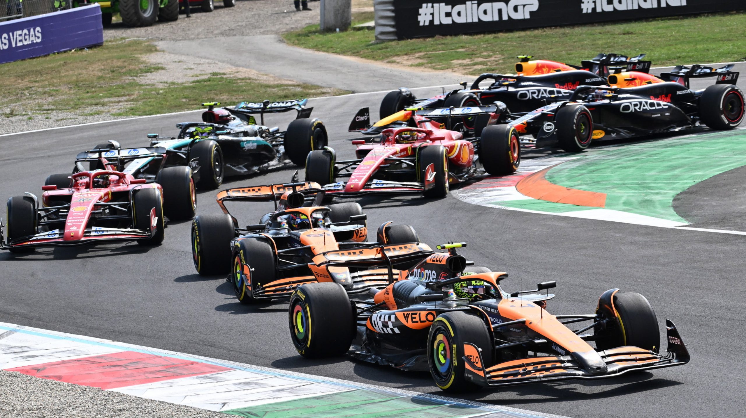 McLaren vai favorecer Norris. Red Bull e Verstappen estão na defensiva em Baku