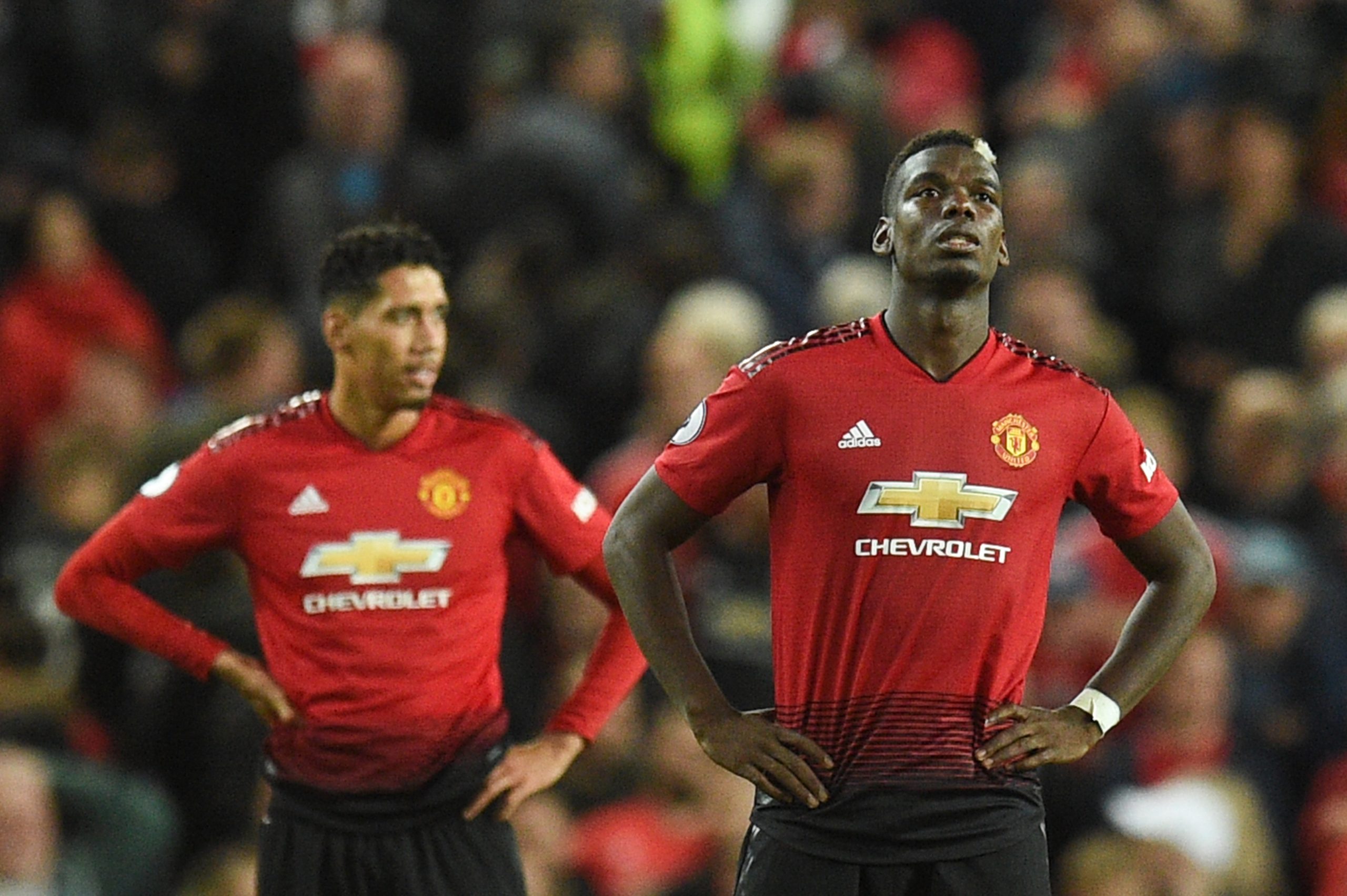 Pogba diz que plantel do United está chocado com derrota frente ao Tottenham