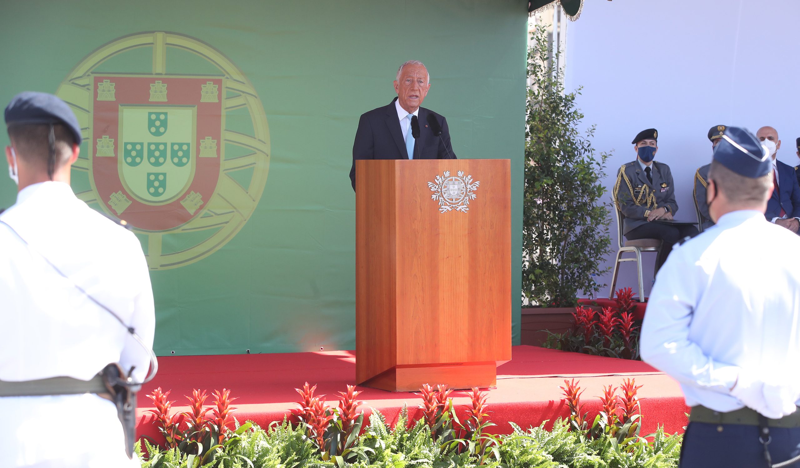 Dia de Portugal comemorado em Braga e no Reino Unido. Jorge Miranda preside a comissão