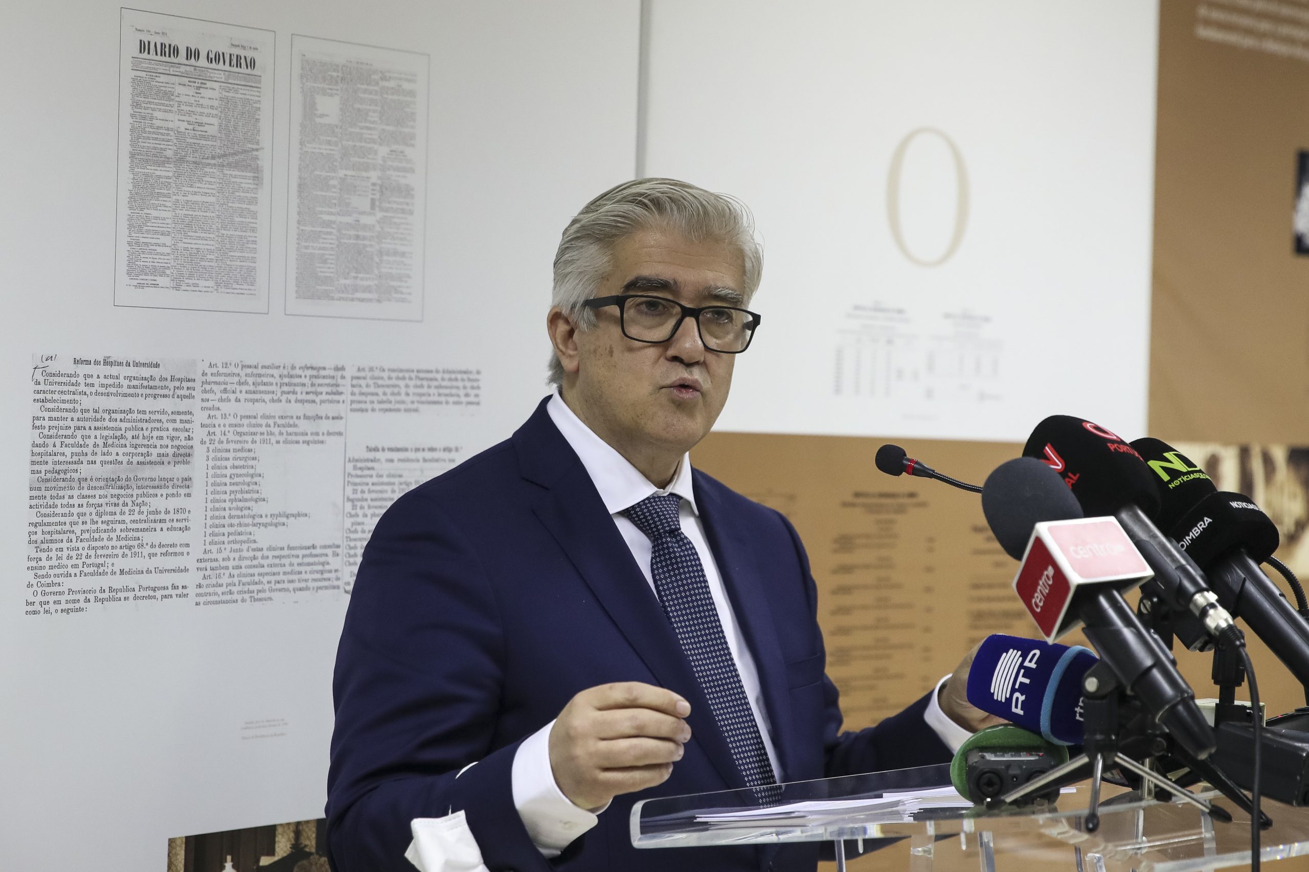 Caso Gémeas: Lacerda Sales constituído arguido depois de buscas em casa