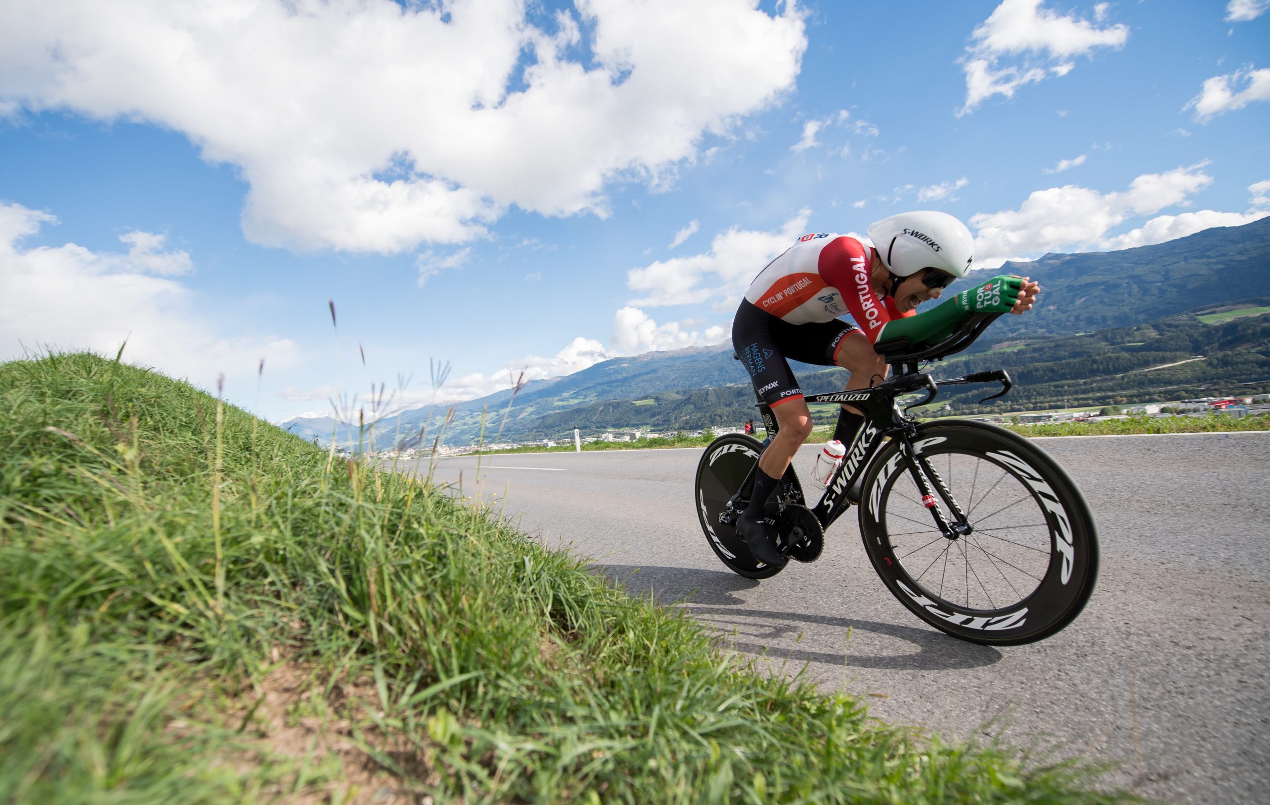 La Vuelta: Rui Costa e Ivo Oliveira entre os escolhidos da UAE Emirates
