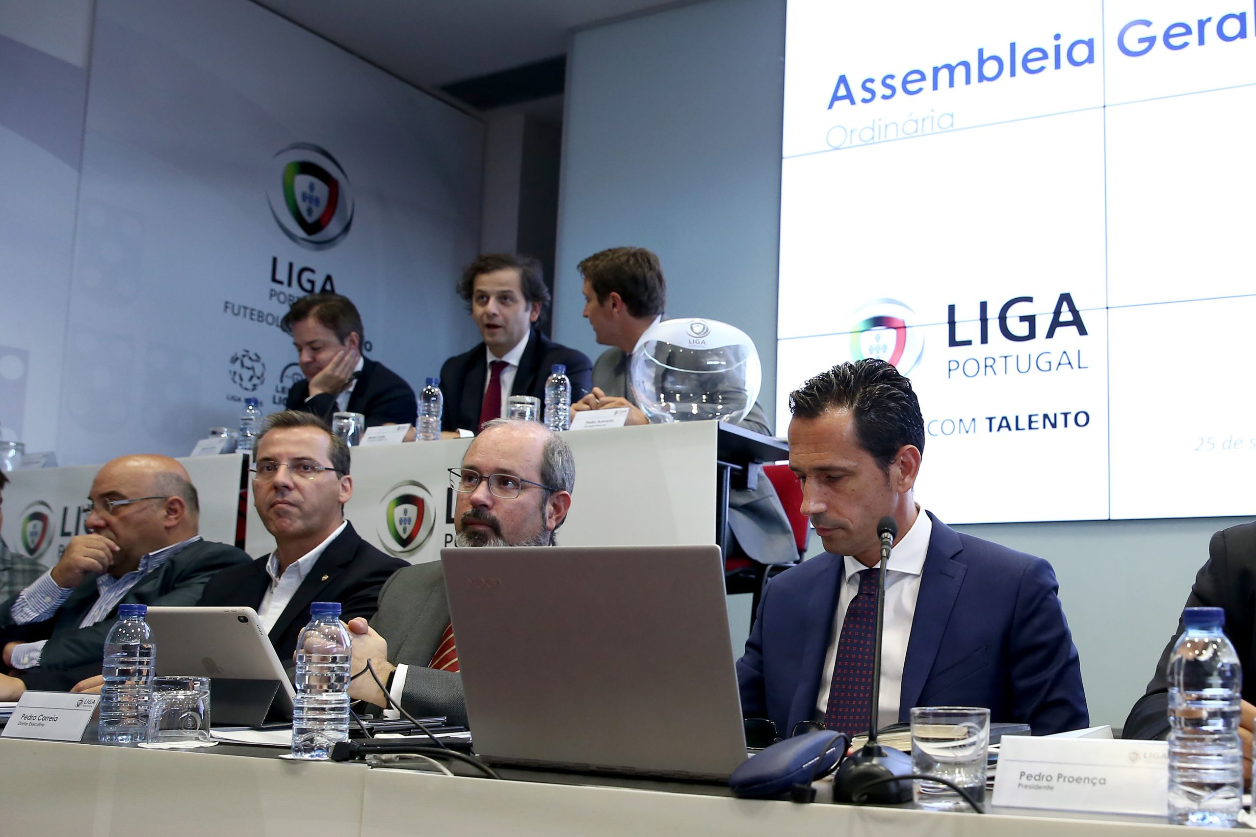 Liga e árbitros reuniram-se para debater alteração aos regulamentos disciplinares