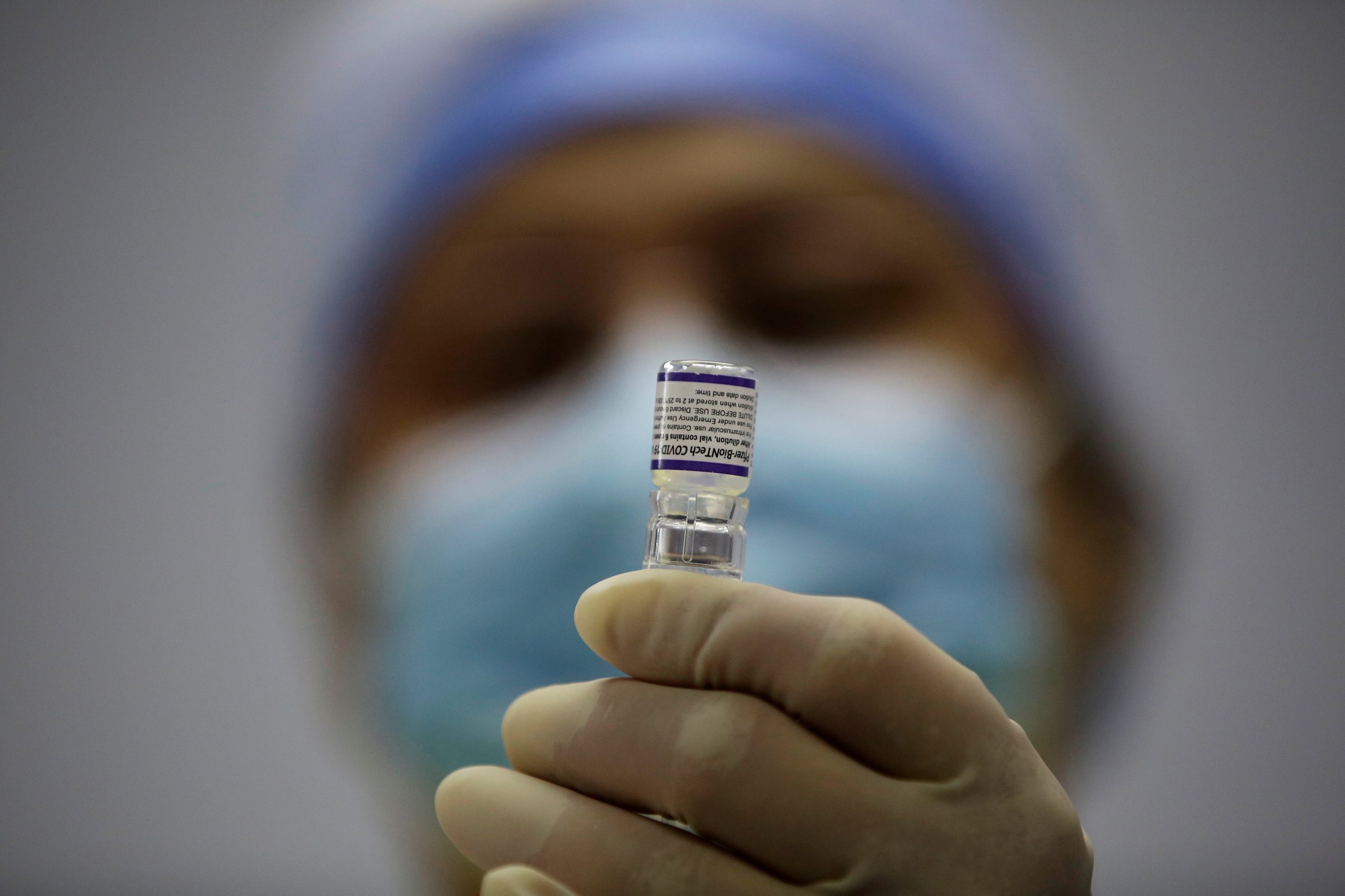Covid-19: Dose de reforço deve ser com vacinas da Moderna e Pfizer