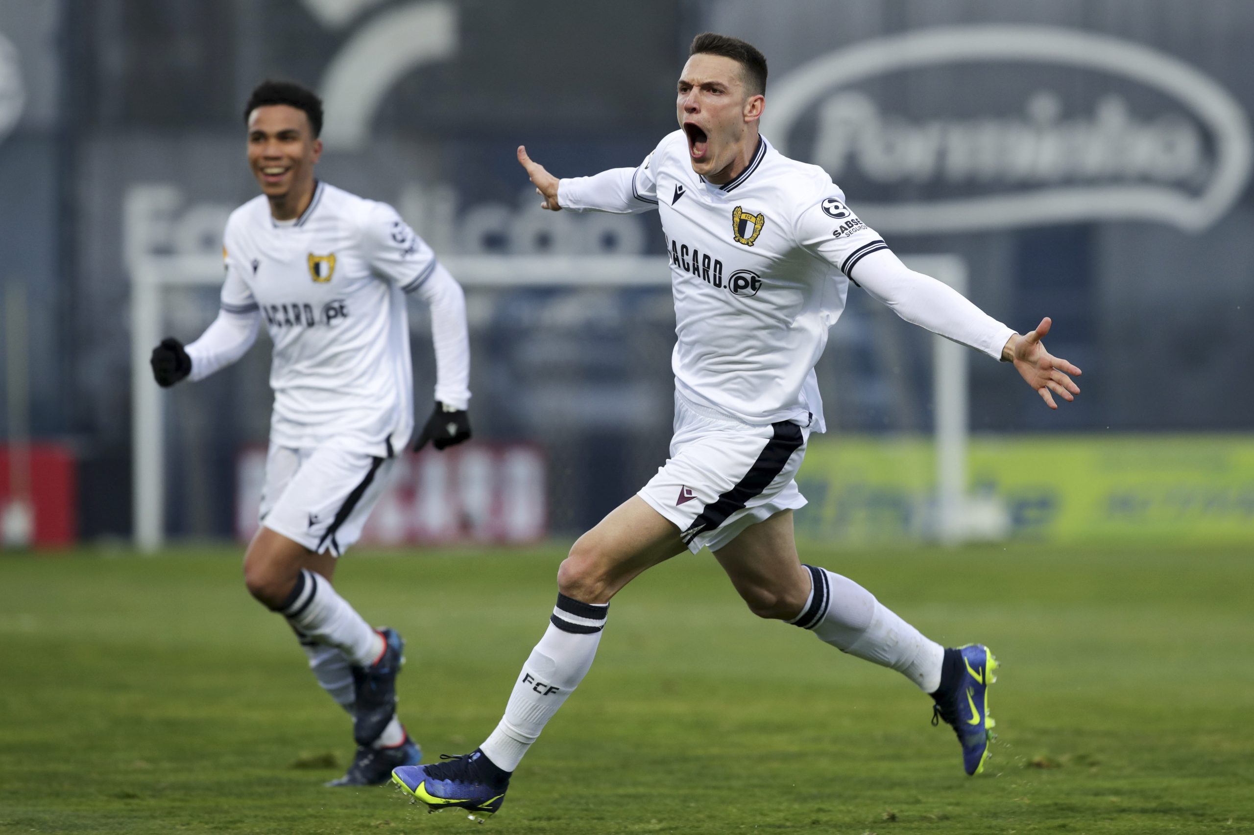 I Liga. Famalicão goleia Moreirense por 5-0 e abandona lugares de despromoção