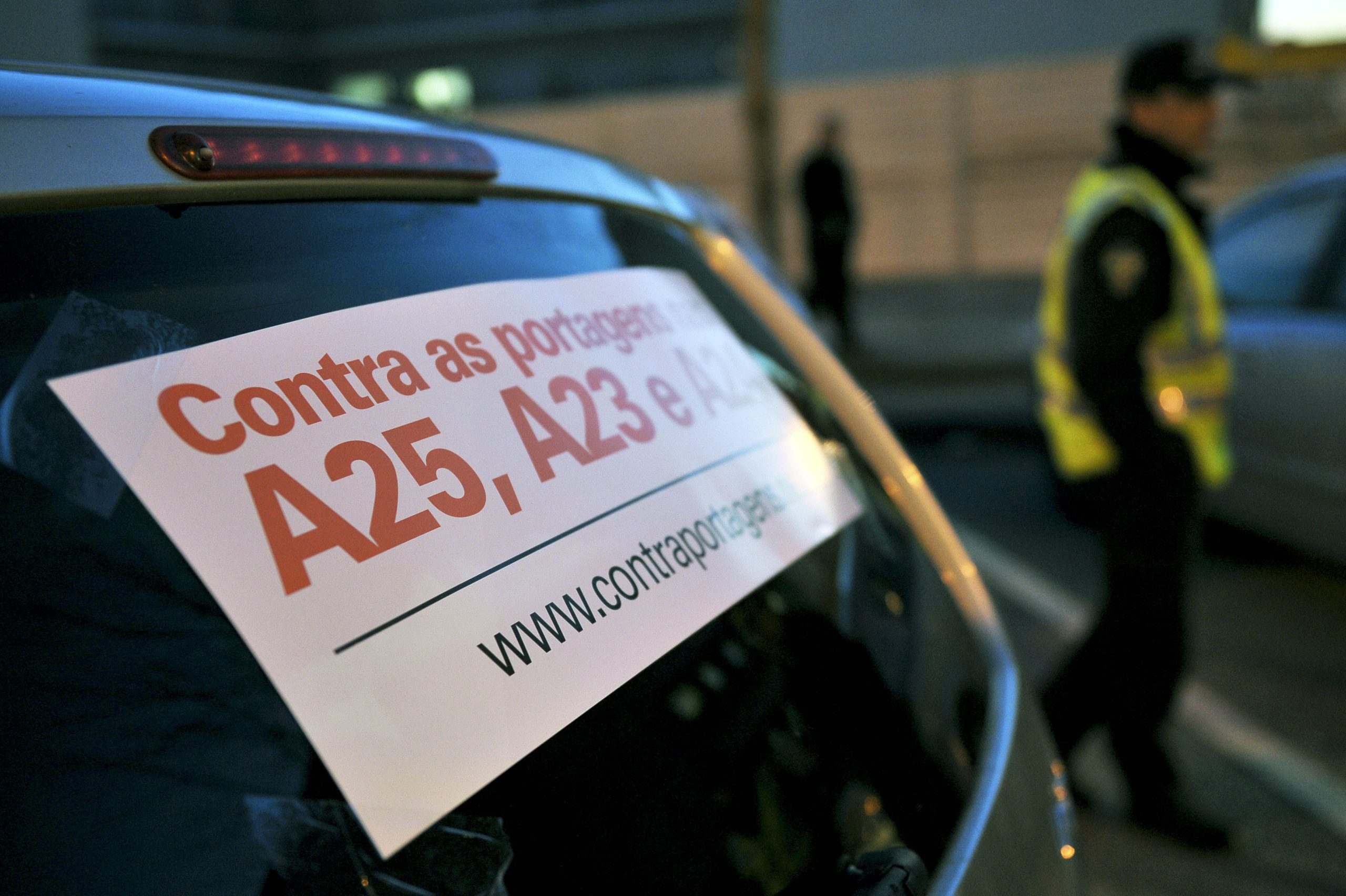 Plataforma da A23 e A25 diz que descontos nas portagens são “embuste”
