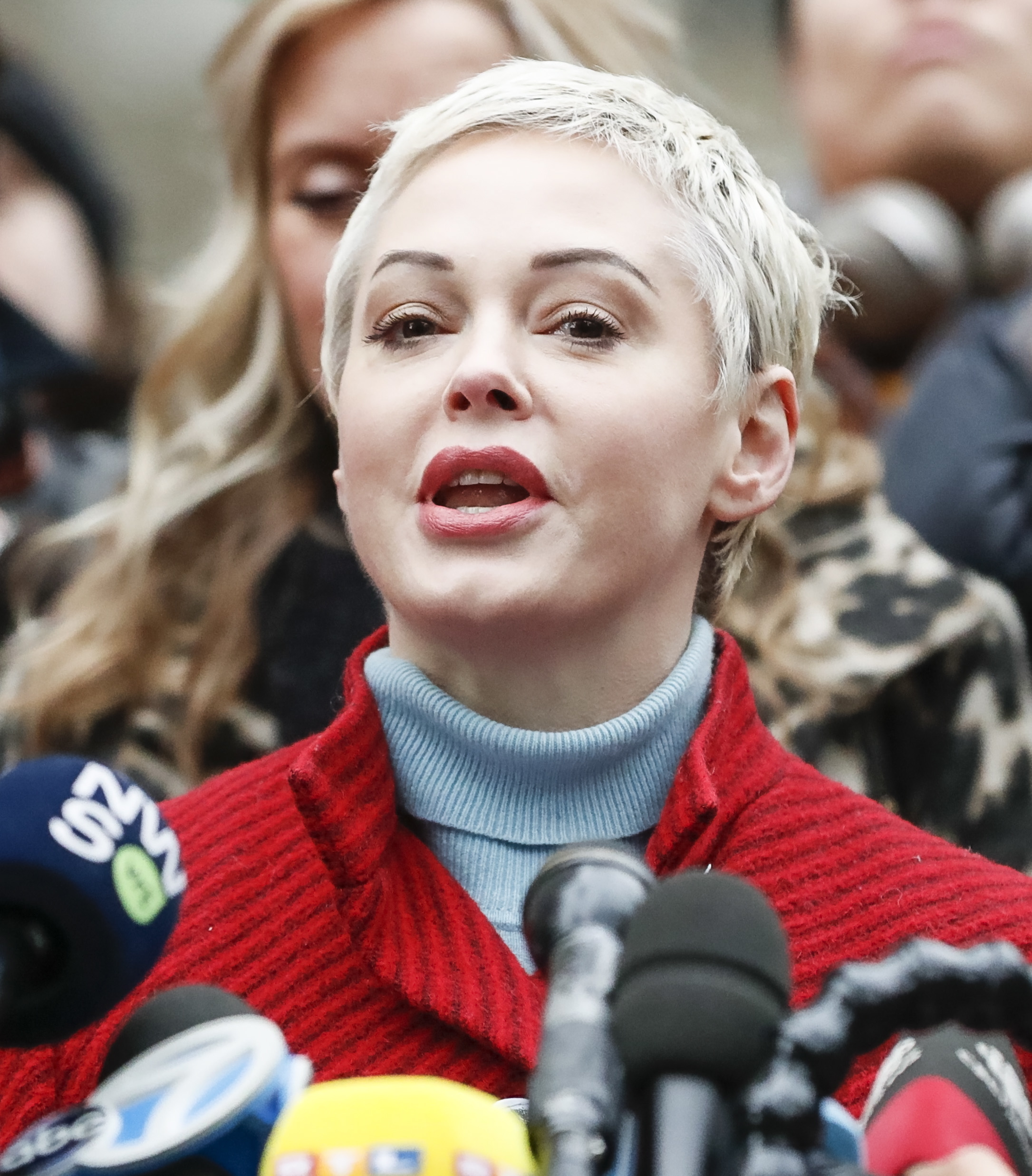 Rose McGowan acusa Alexander Payne de má conduta sexual. “Eu tinha 15 anos”