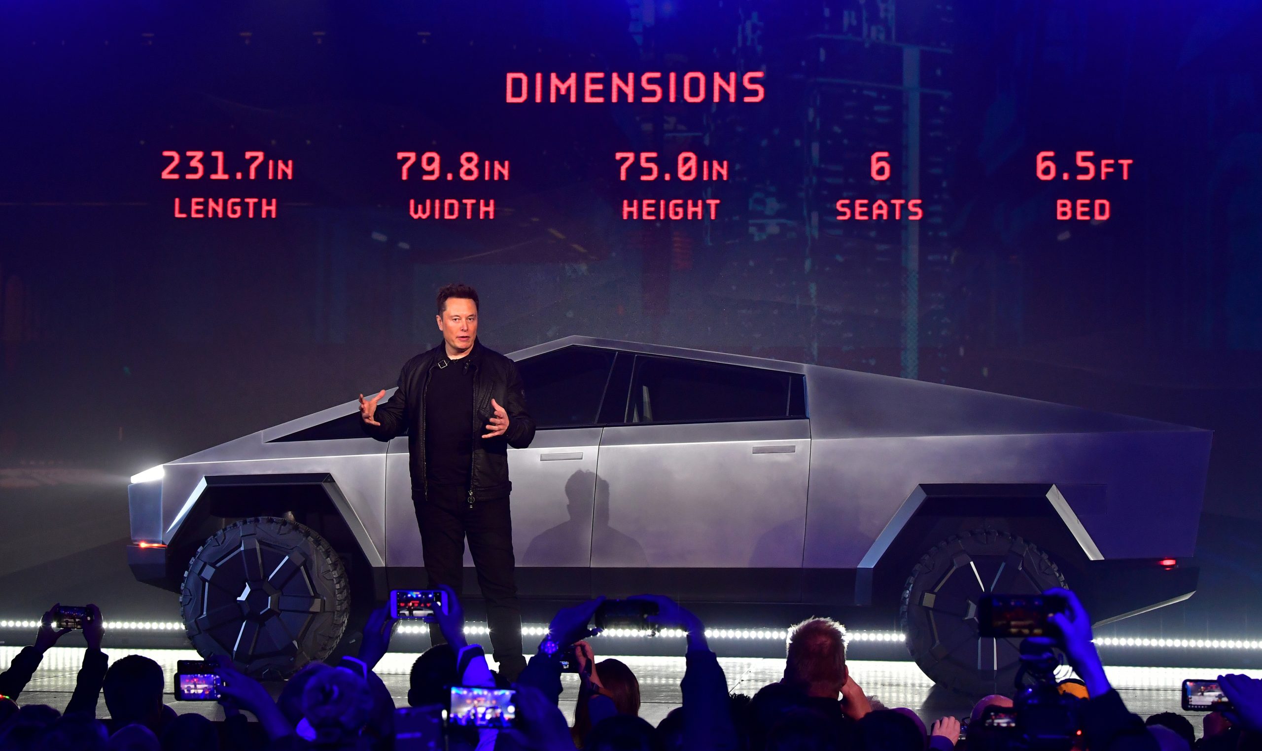 Tesla retira quase 4.000 Cybertruck do mercado por problema no acelerador