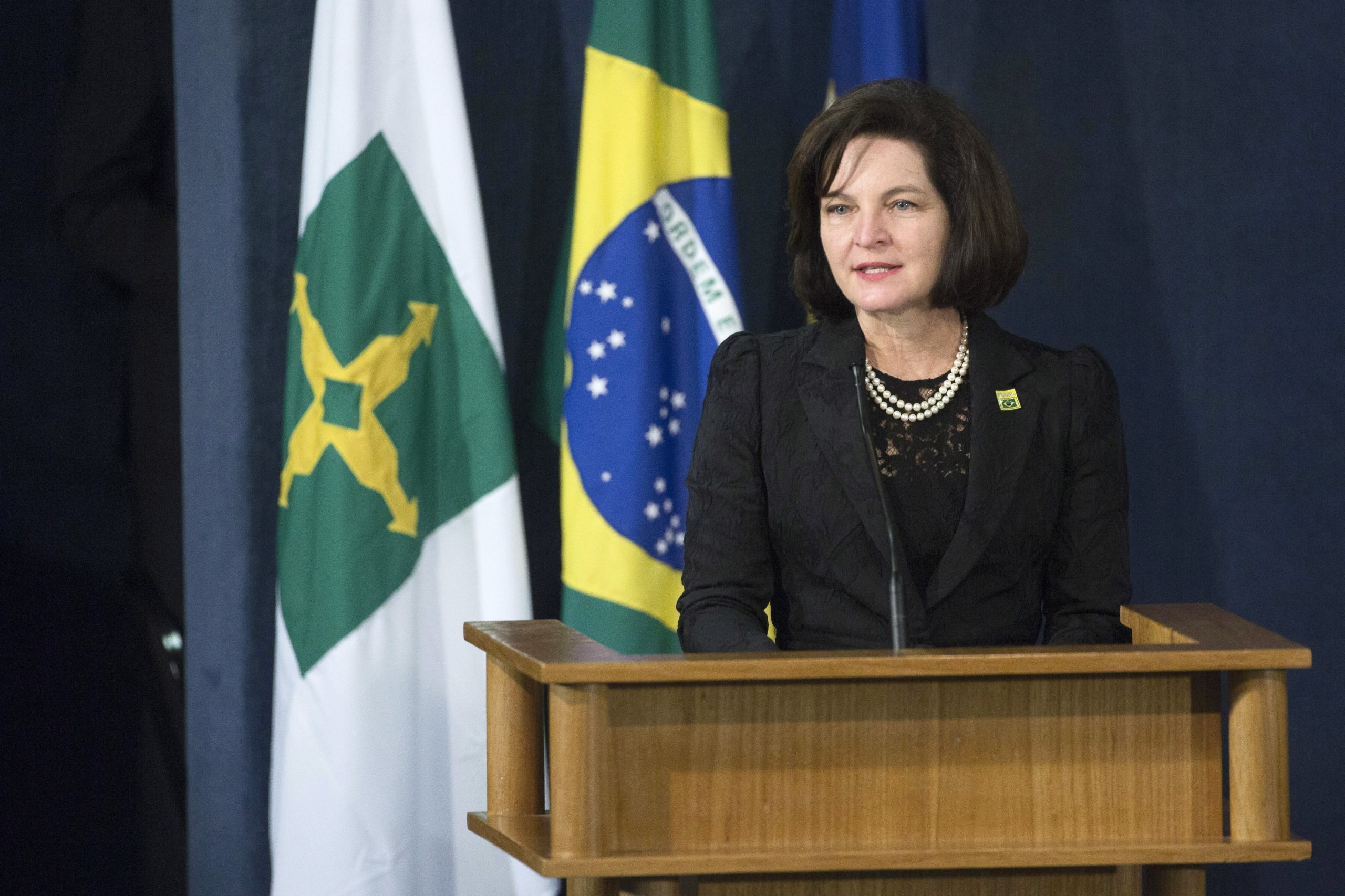 Procuradora-Geral do Brasil estuda recurso contra decisão que pode libertar Lula da Silva