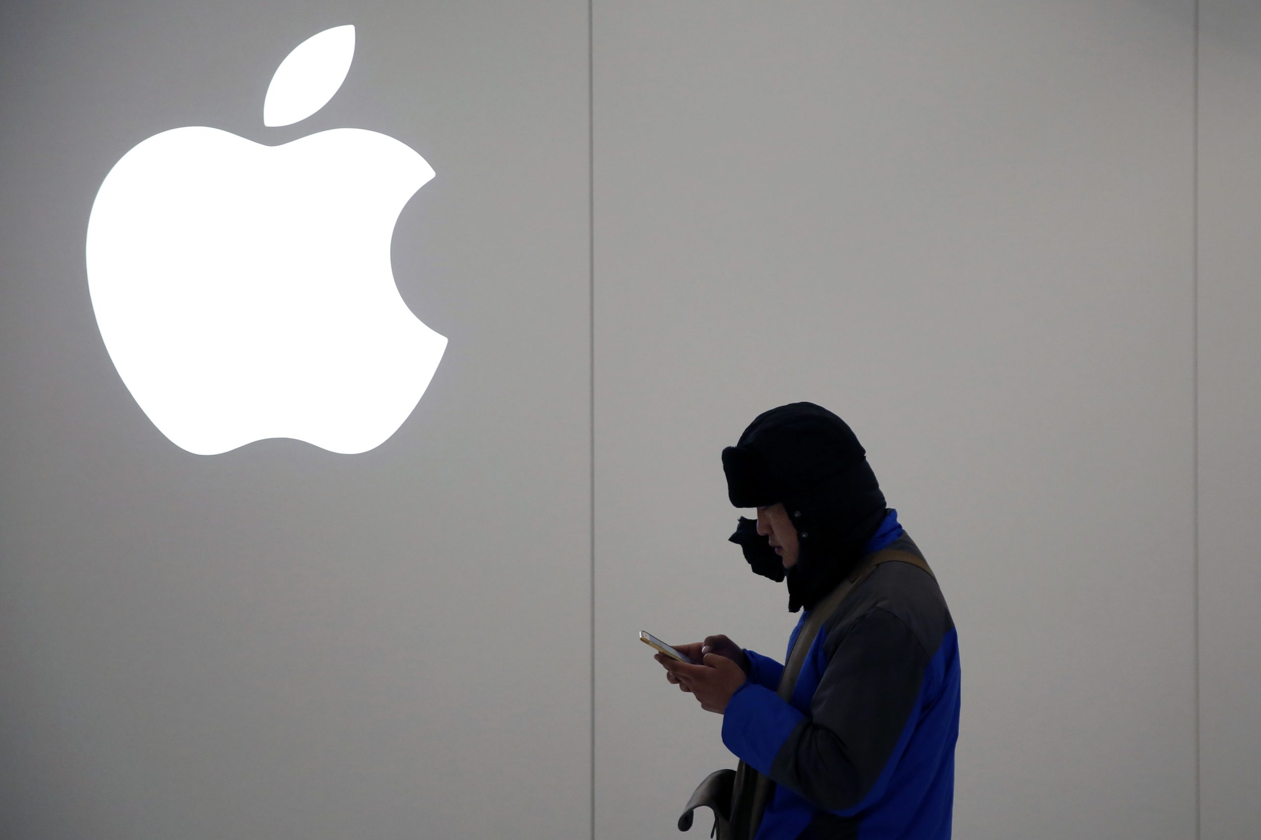 Apple em fase “avançada” para compra da divisão de ‘modems’ da Intel