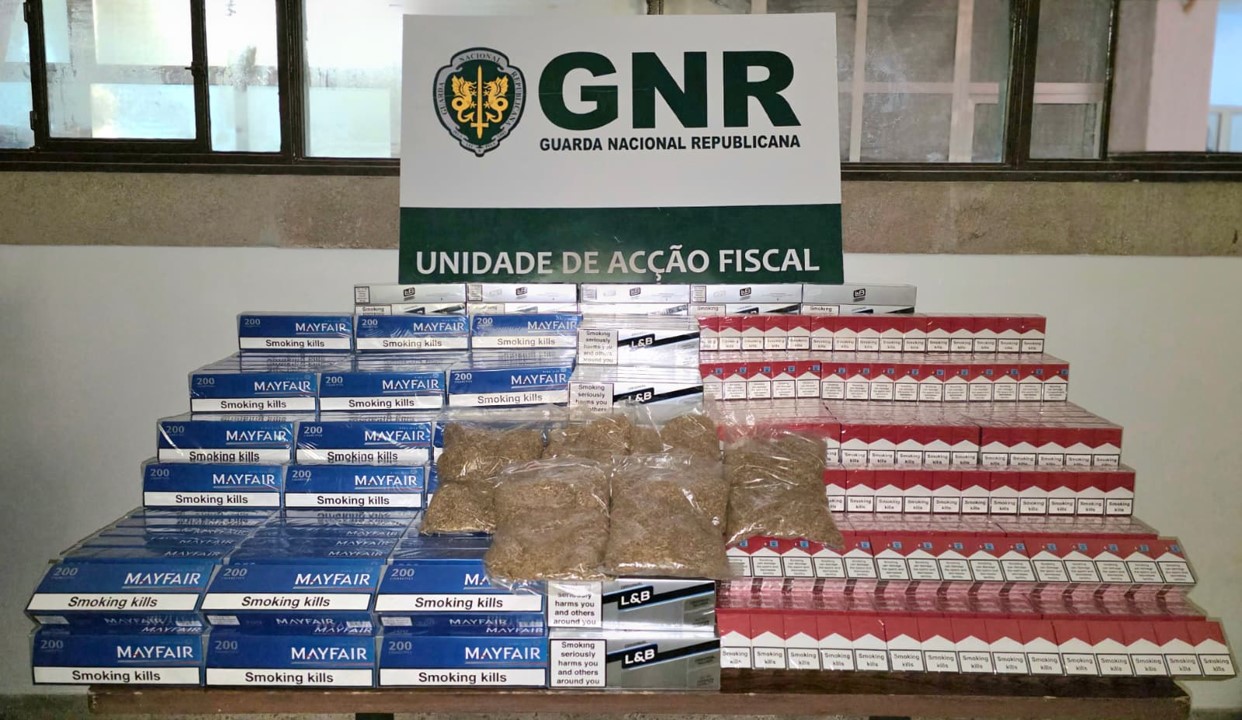 GNR trava venda ilegal de 70 mil cigarros em Guimarães