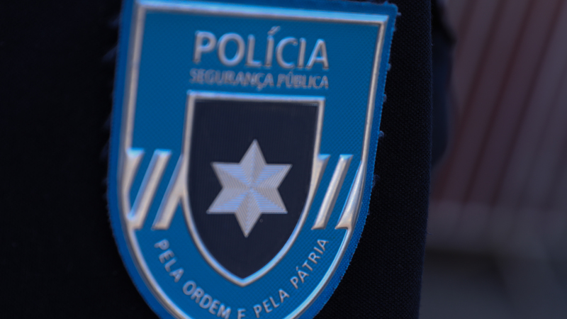 Assalto à mão armada em multibanco junto a hipermercado em Fafe