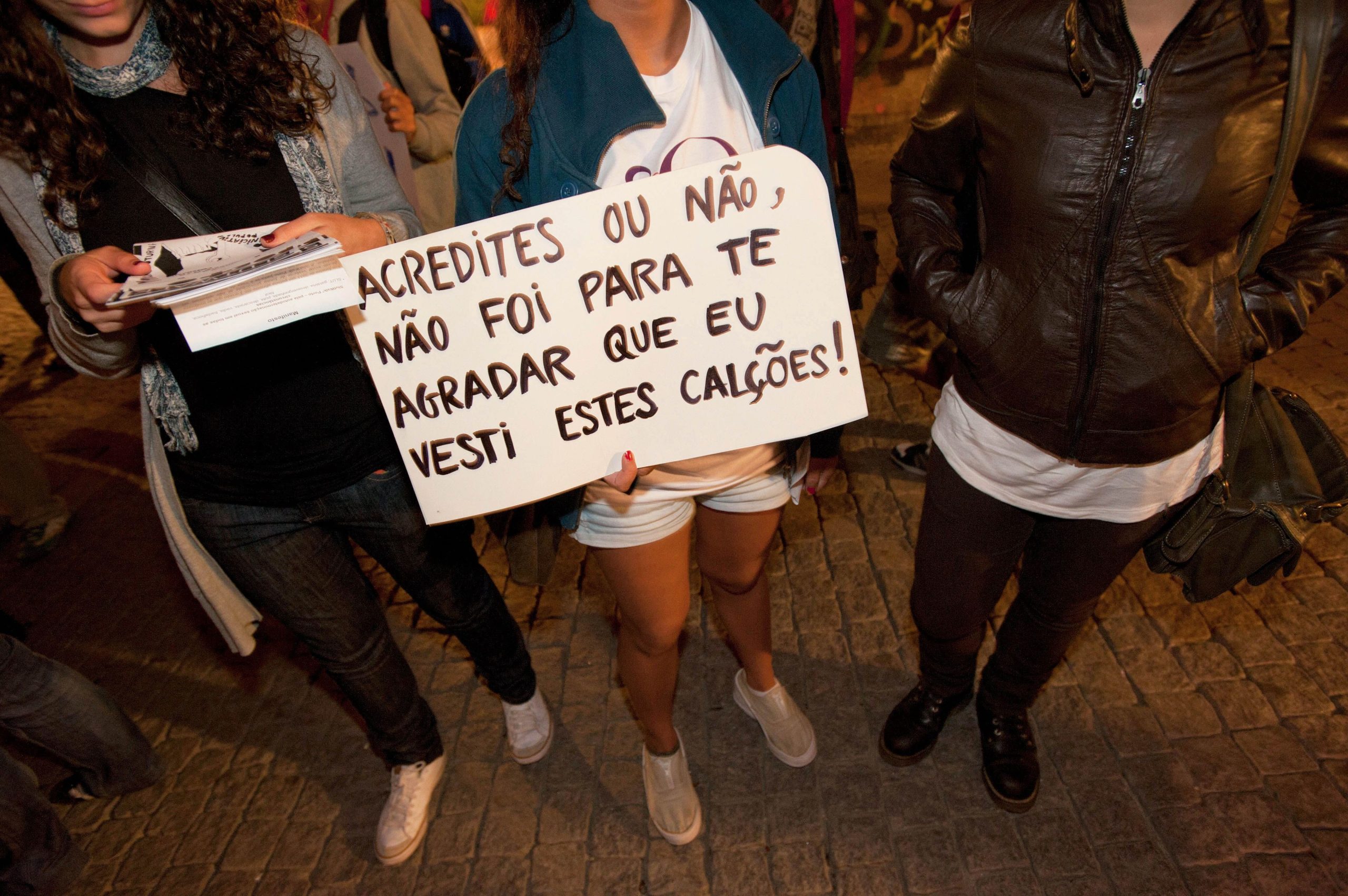 ‘Galdérias’ marcham hoje à noite no Porto contra o assédio e violência sexual