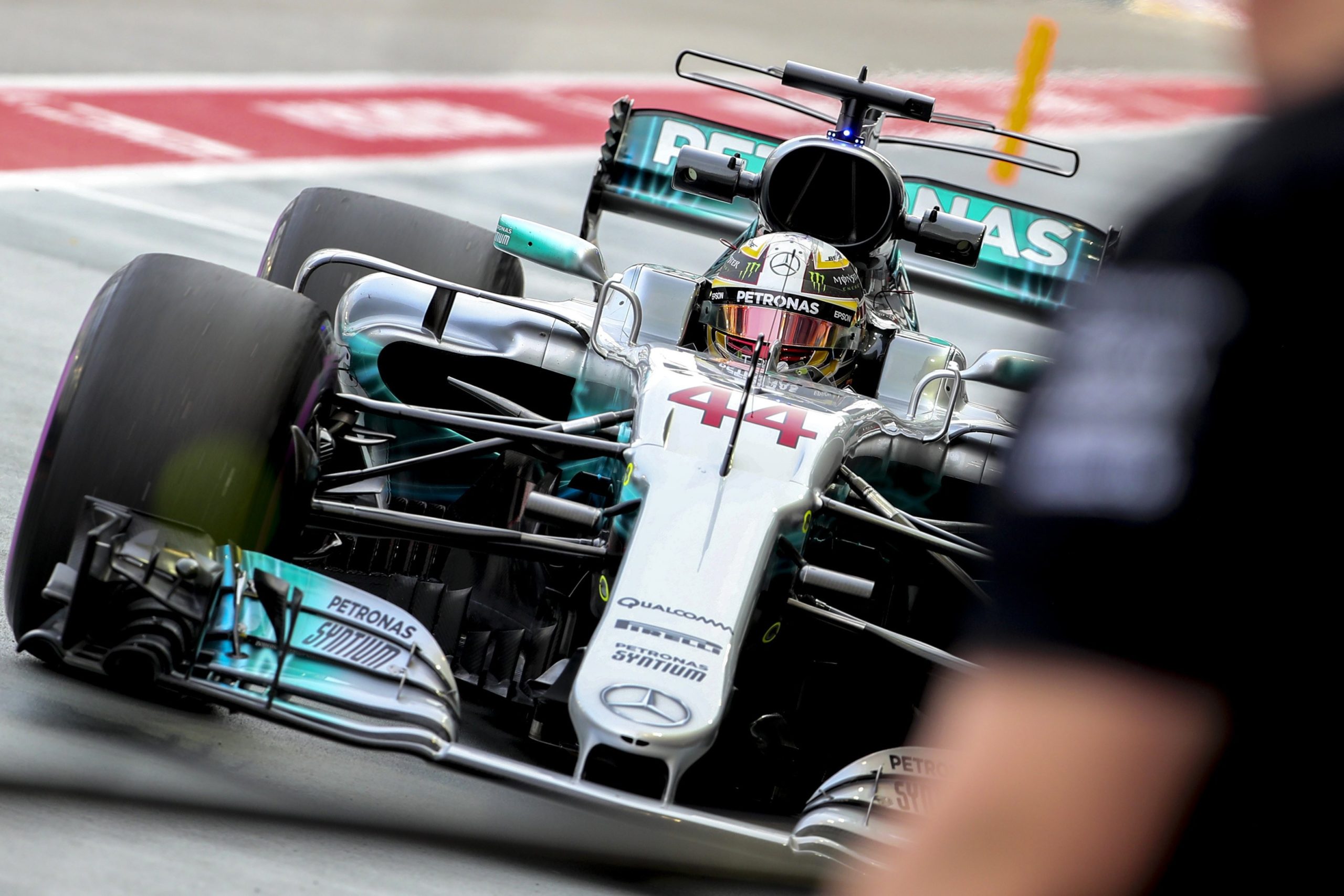 Hamilton com via aberta para conquistar quarto título mundial de Fórmula 1