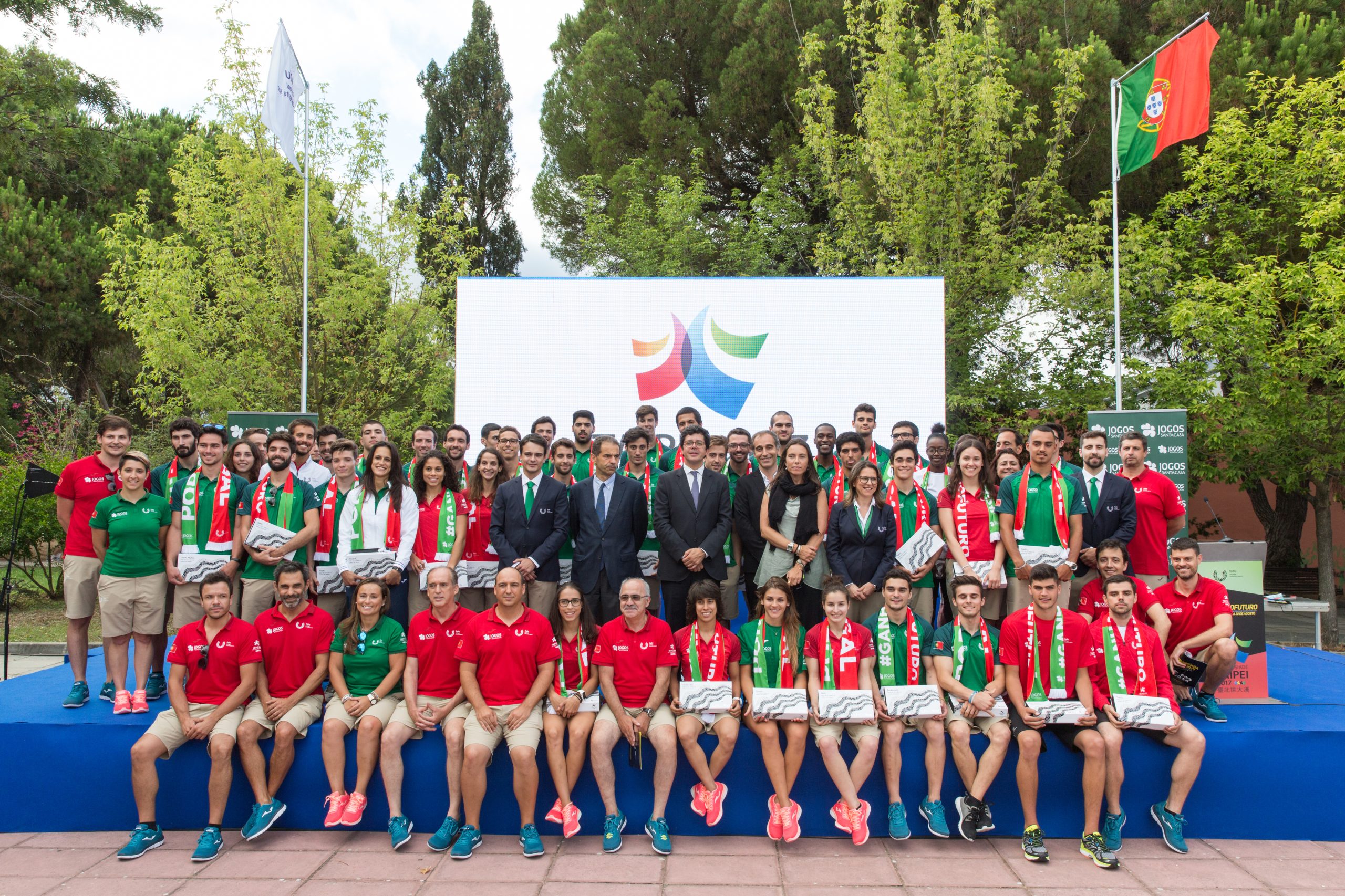 Universíadas: Em Taipé à procura de medalhas enquanto lutam pelo título académico