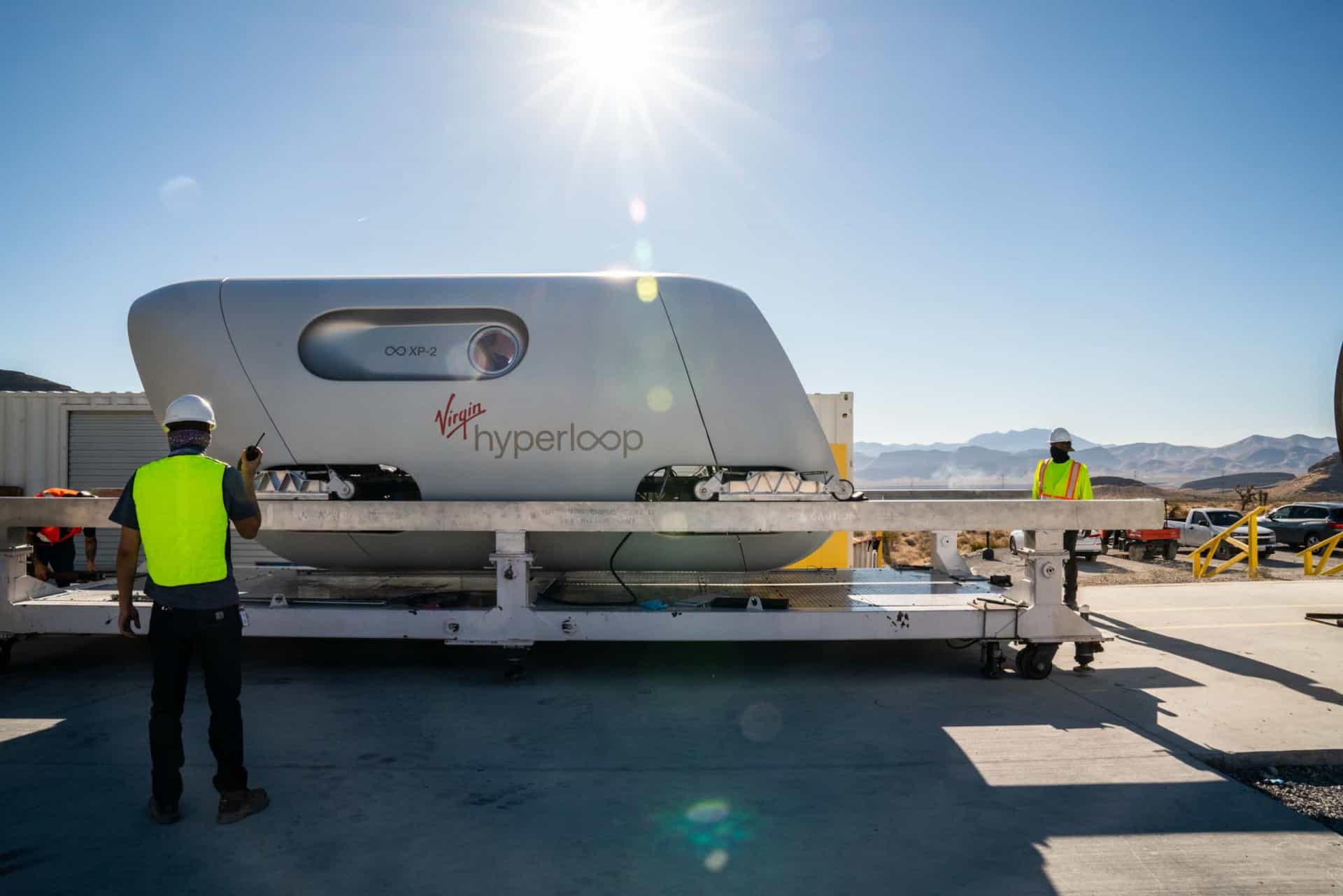 Virgin Hyperloop faz história ao completar com sucesso primeira viagem tripulada de cápsula de alta velocidade