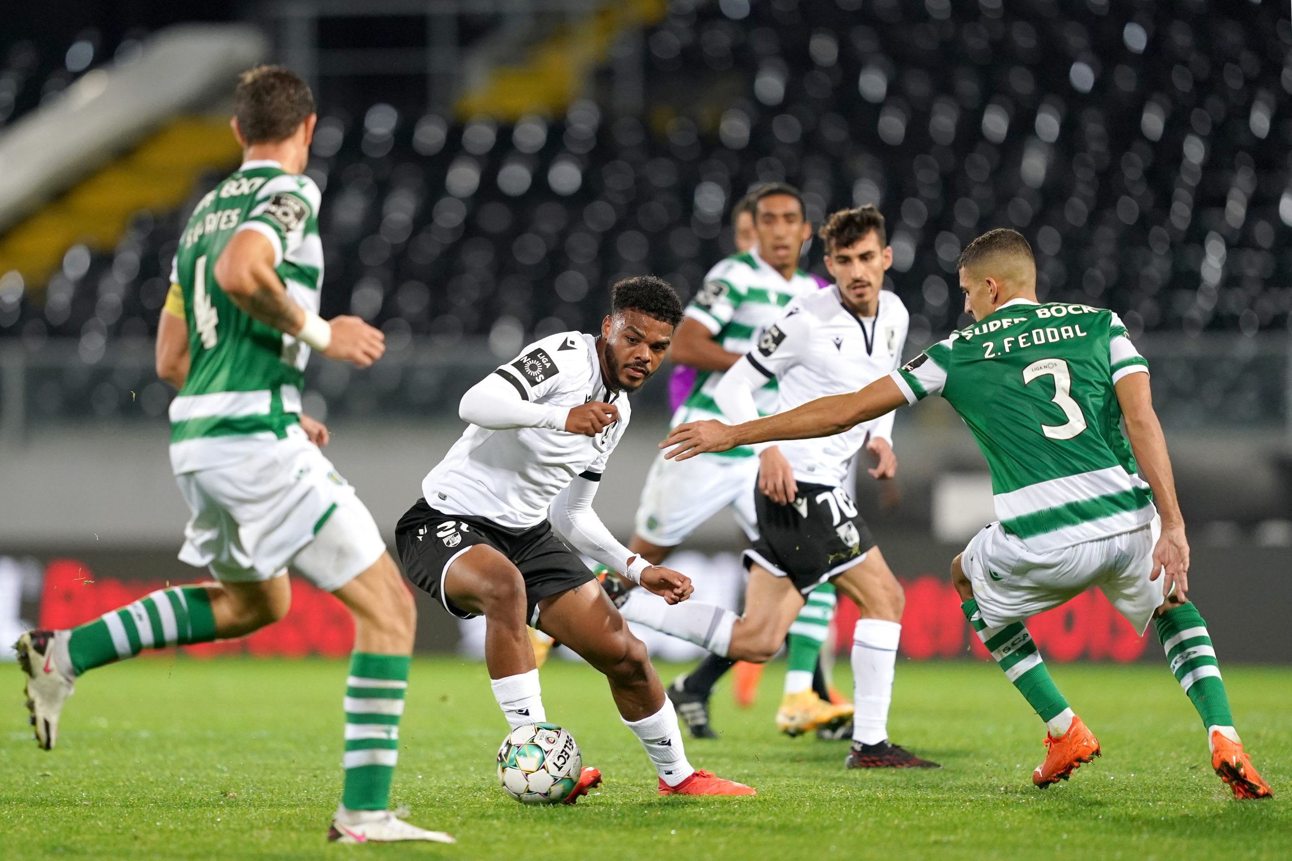 Vitória de Guimarães vende Lyle Foster ao Westerlo por um milhão de euros