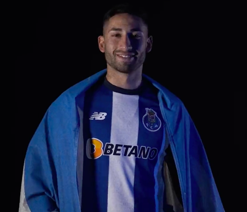 Alan Varela troca Boca Juniors pelo FC Porto e assina por cinco épocas