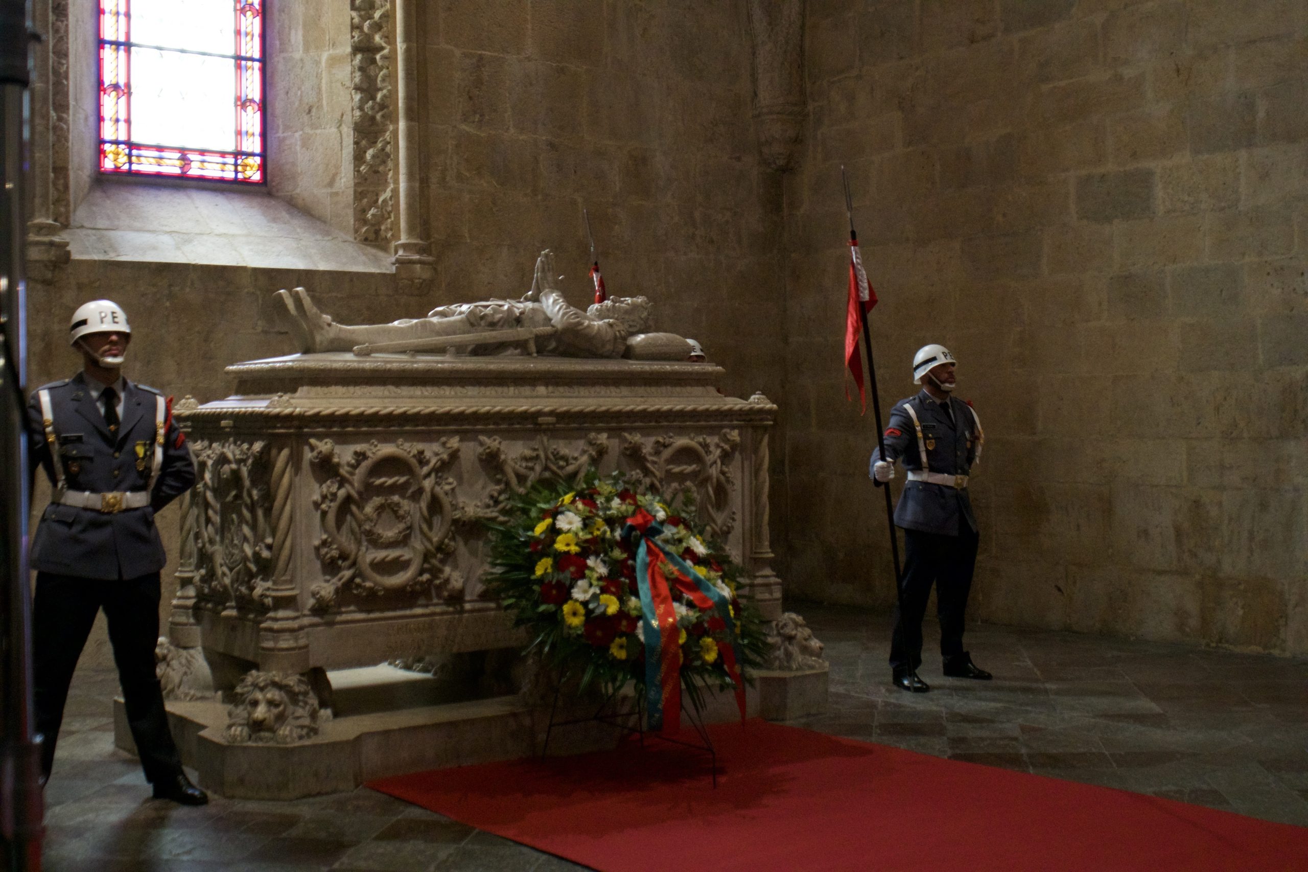 “Um tempo novo começa agora”: Presidente homenageia Camões no arranque do mandato. “O futuro não está escrito”