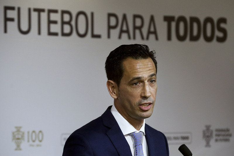 Liga de clubes defende punição para quem não tem lugar no futebol
