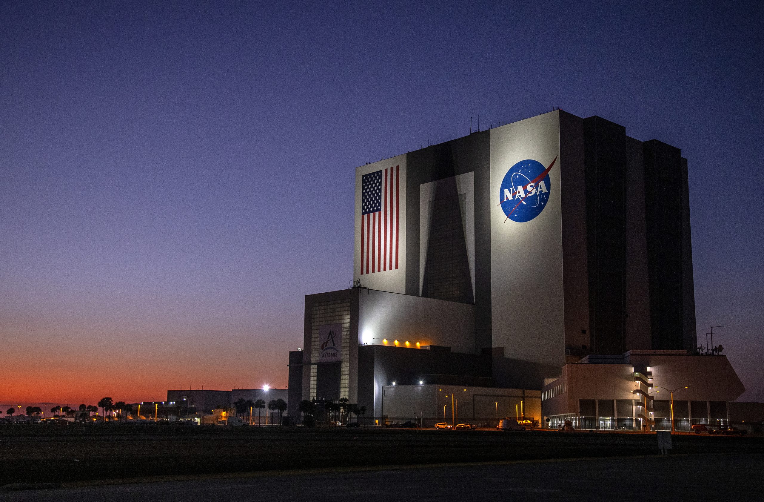 NASA escolhe SpaceX para trazer Estação Espacial Internacional de volta à Terra