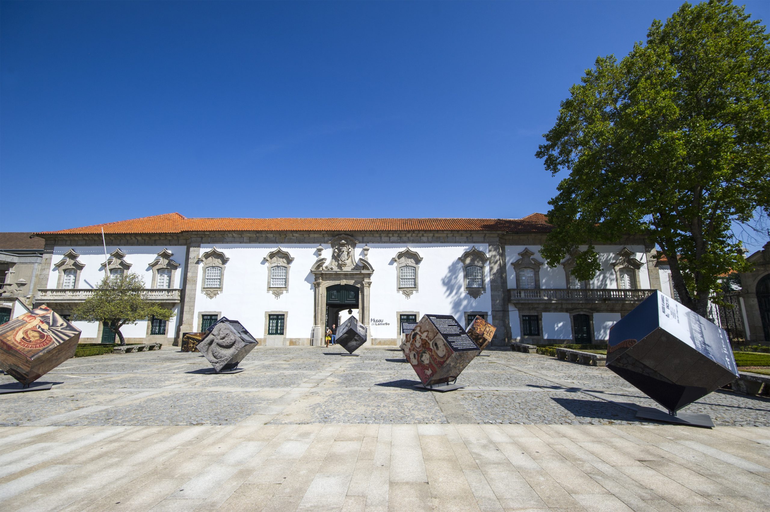 Museu de Lamego recebe doação de uma carta de colação de 1506 assinada por bispo que encomendou retábulo da Sé a Grão Vasco