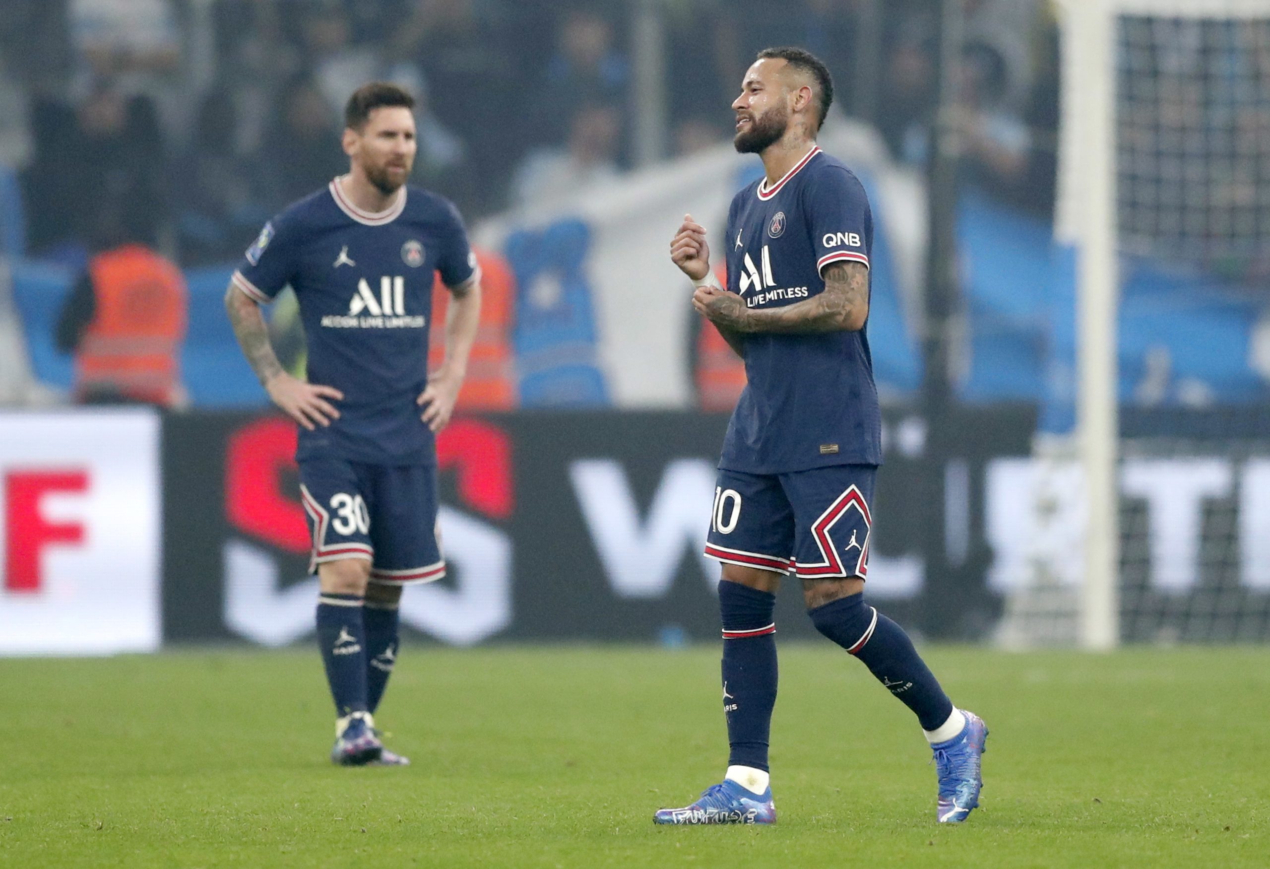 PSG empata sem golos em Marselha, mas segue confortável no topo da liga