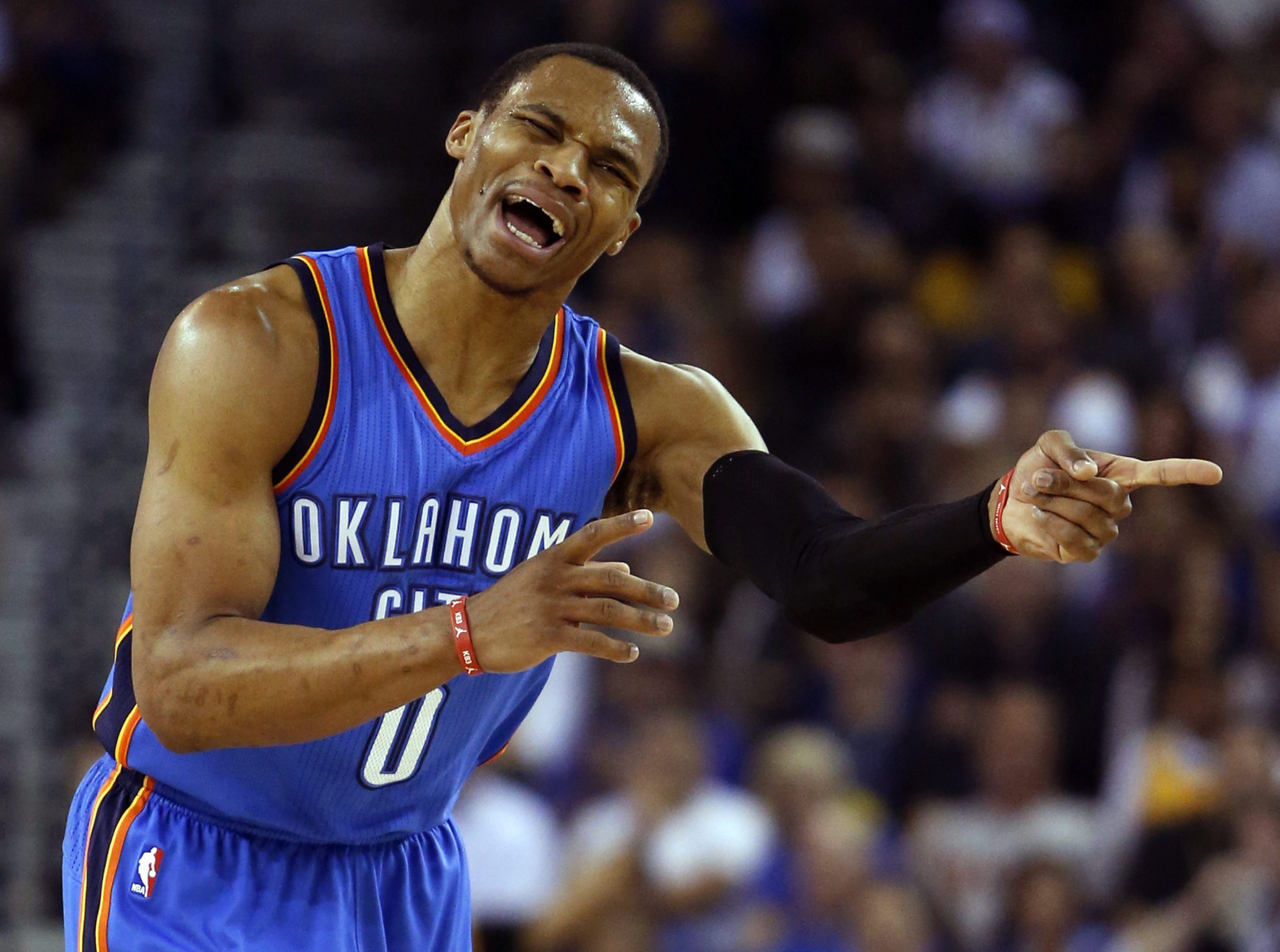 Westbrook consegue quinto triplo-duplo seguido e iguala feito de Jordan na NBA