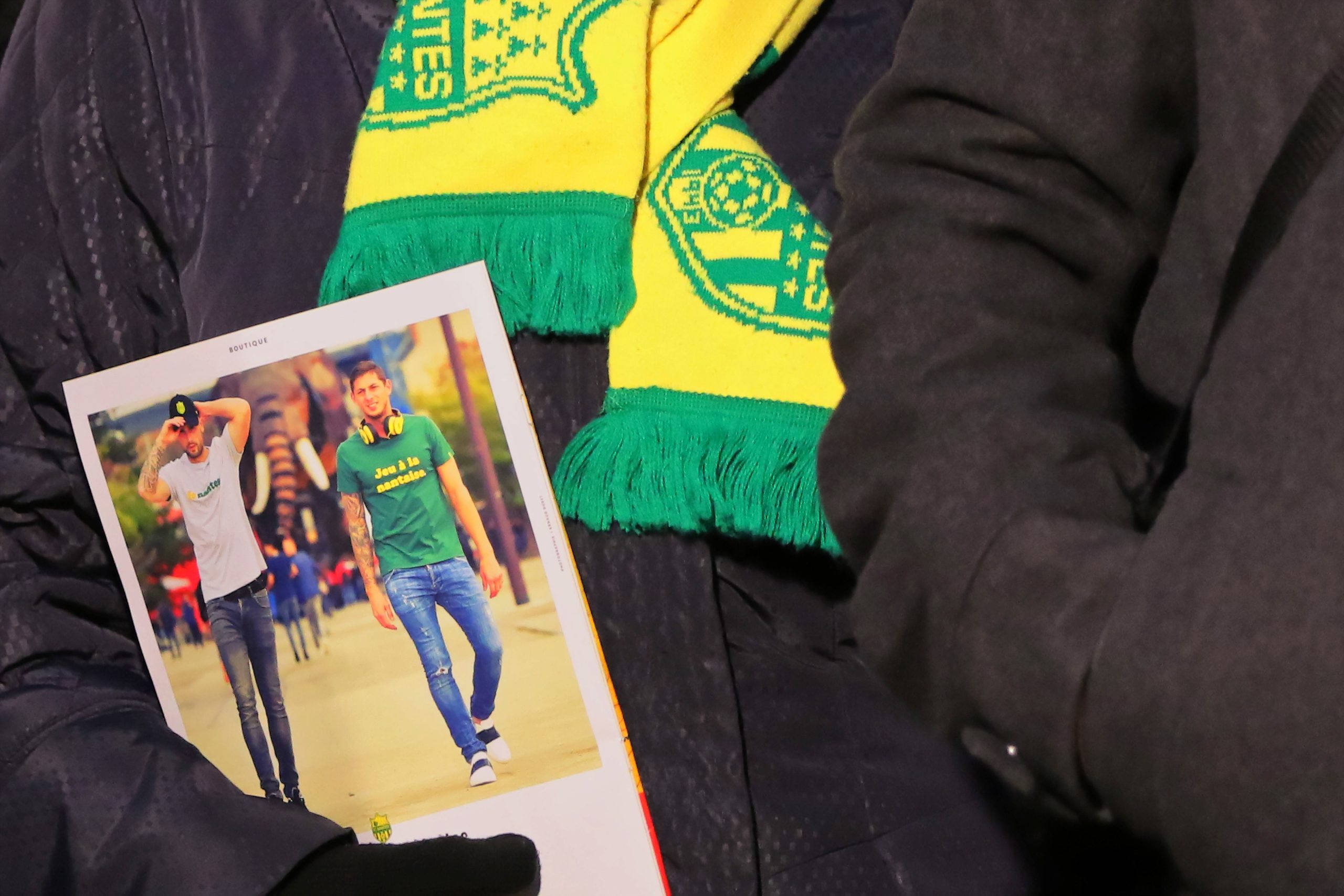 Autoridades dão por terminadas buscas por avião de Emiliano Sala