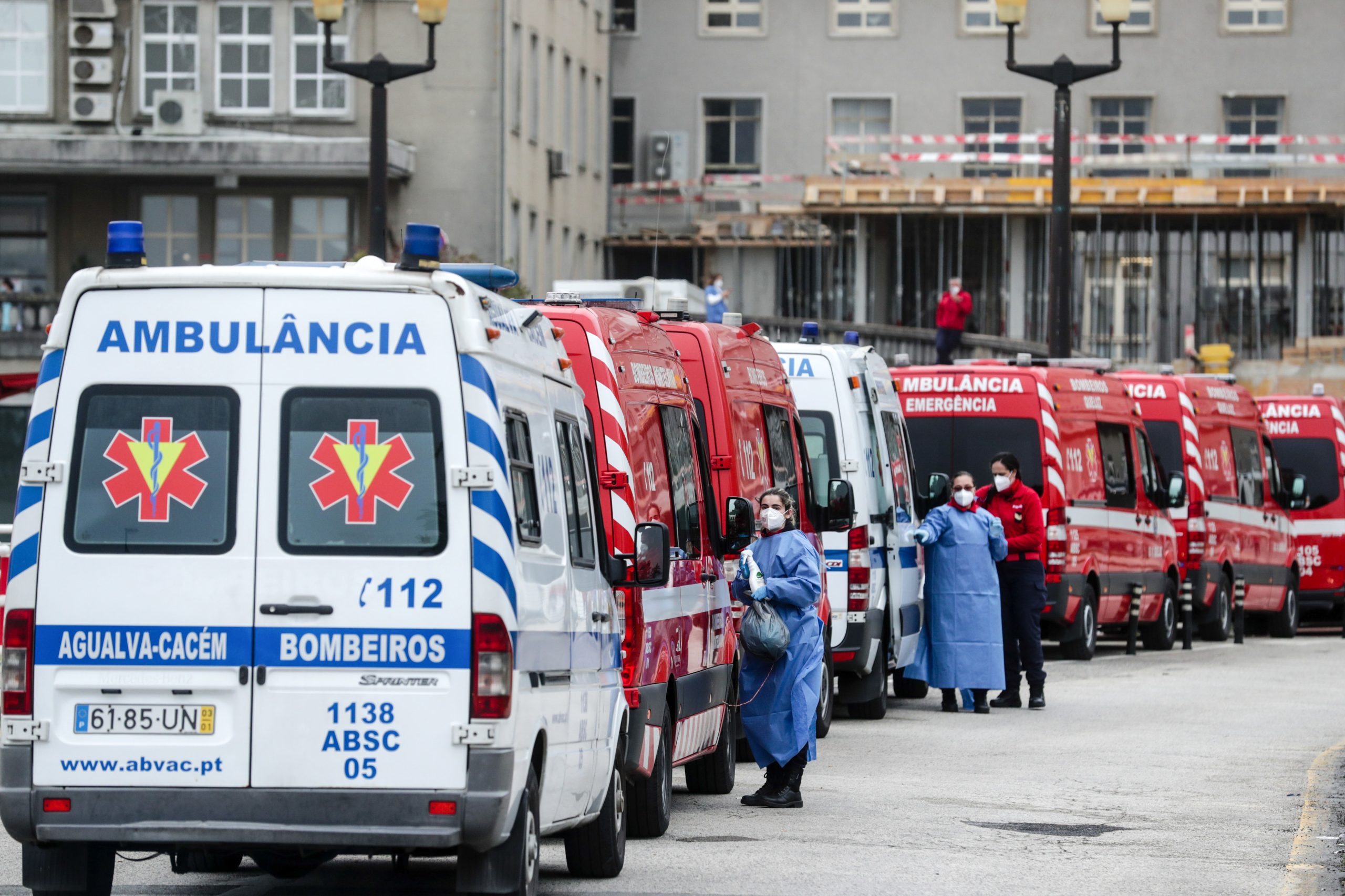 Covid-19: Chefe da equipa médica alemã espera ajudar a “aliviar” sistema de saúde português