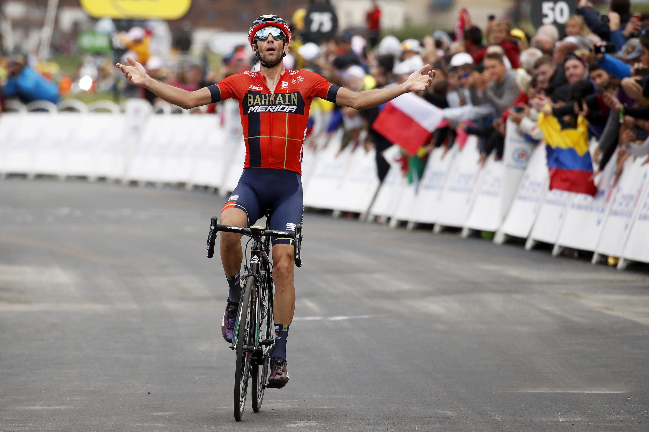 Nibali vence penúltima etapa da Volta a França e Bernal tem vitória final à vista