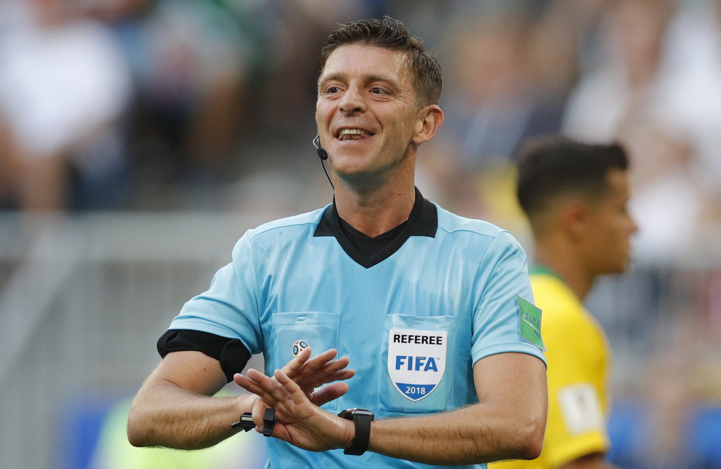 Árbitro italiano Gianluca Rocchi na final da Liga Europa entre Chelsea e Arsenal