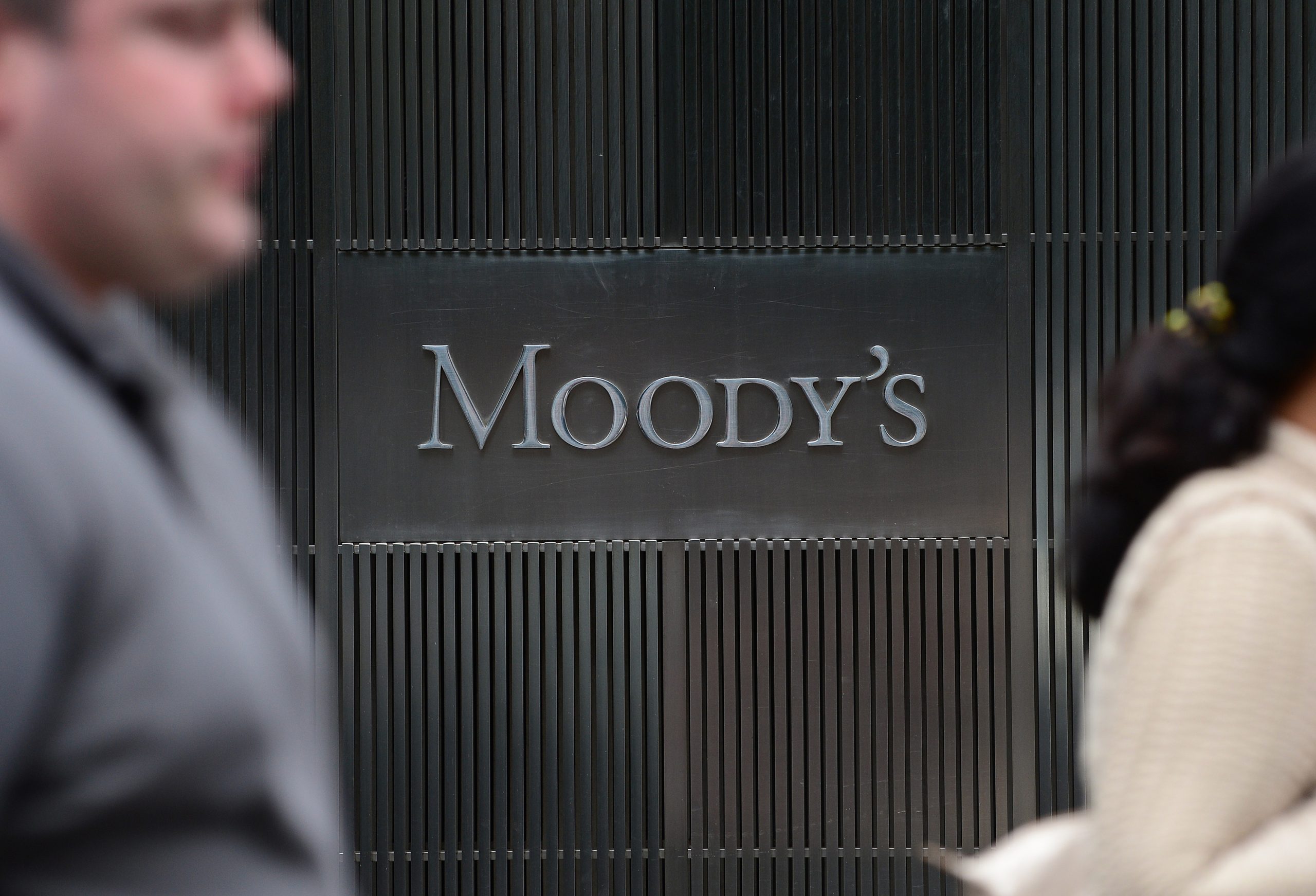 Covid-19: Moody’s baixa vários ‘ratings’ e vê perspetiva da TAP como negativa