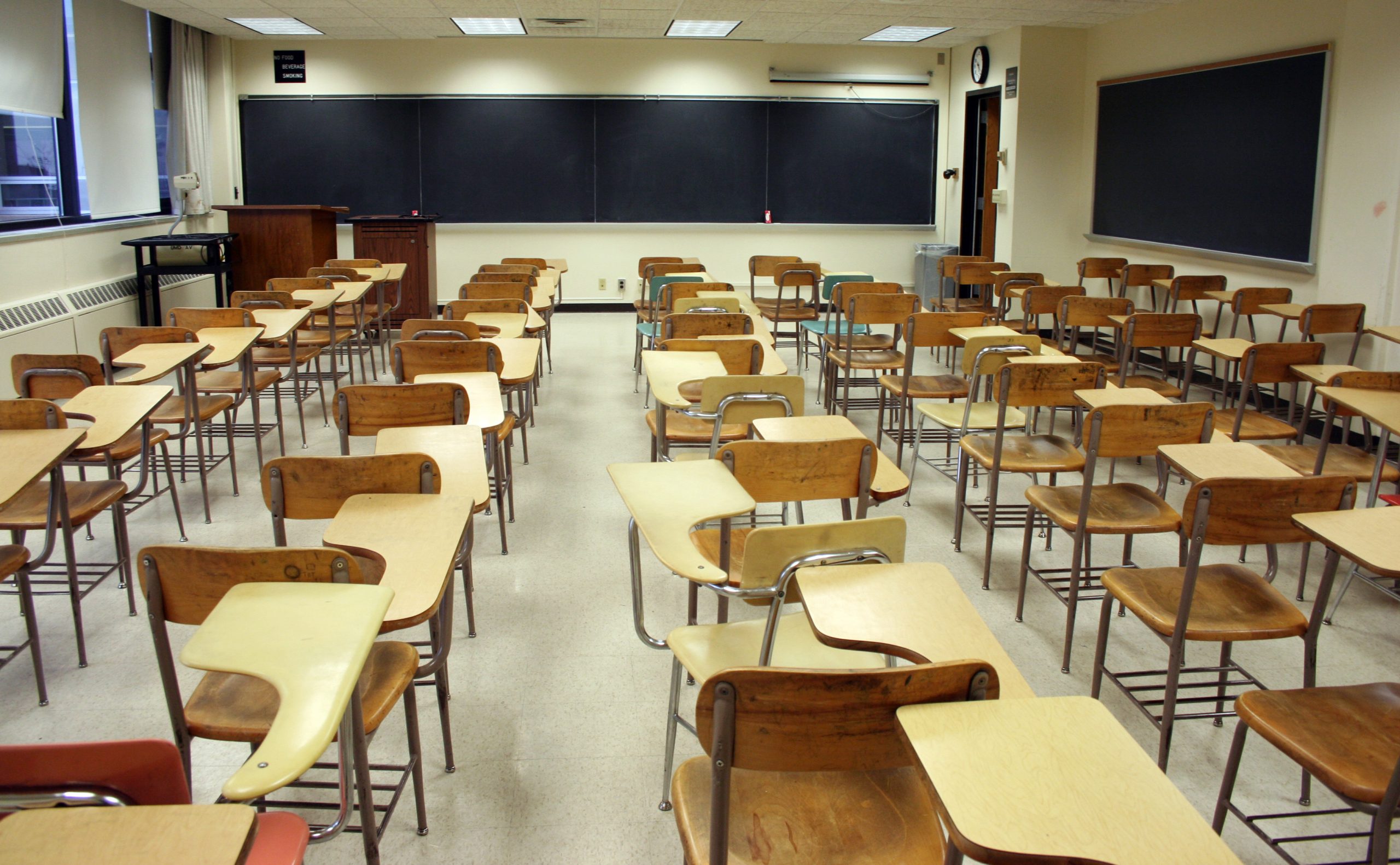 Estudo revela: quanto mais idade tiver o professor, maior é a indisciplina