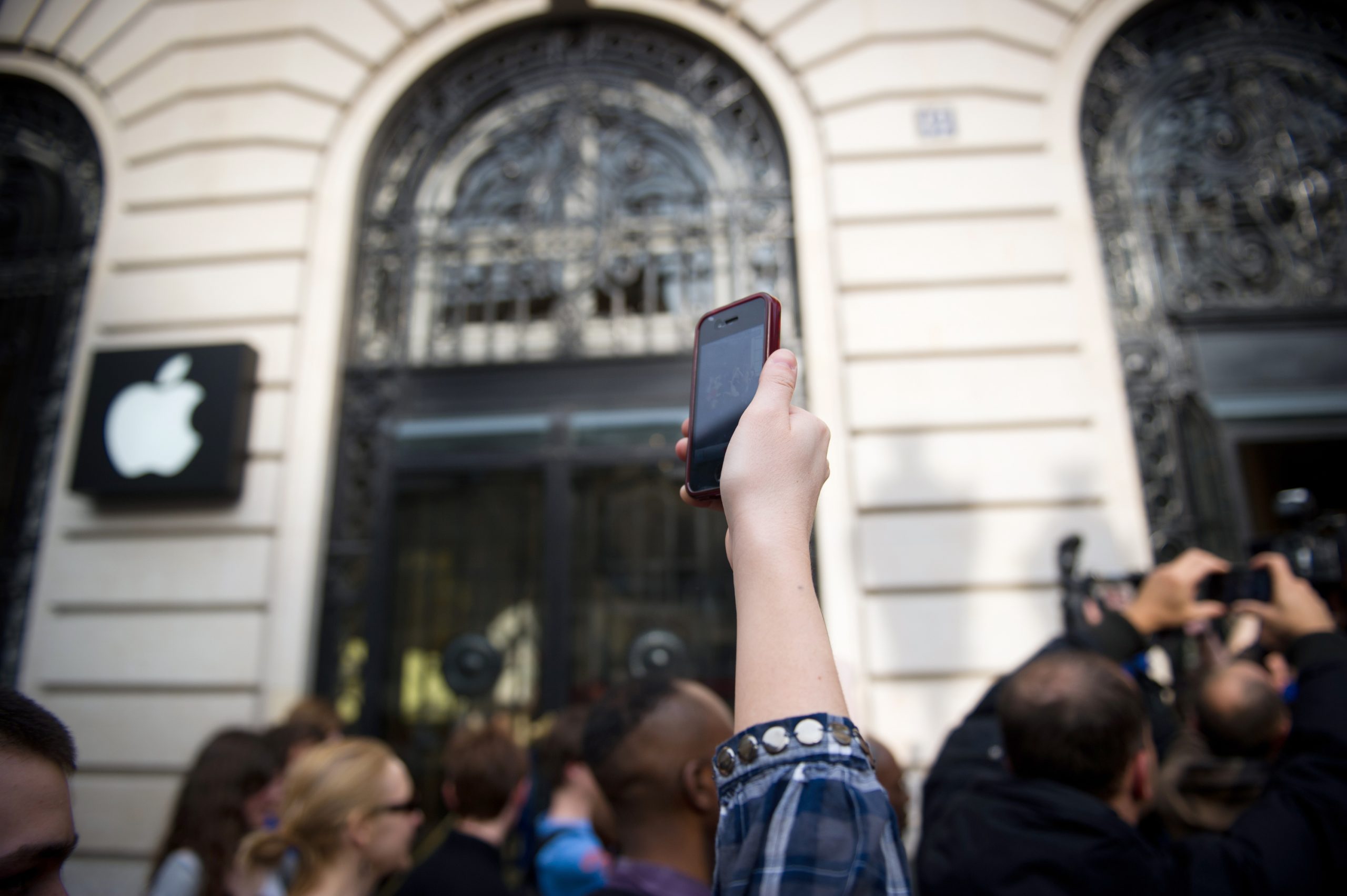 É hoje. O roaming acabou na União Europeia