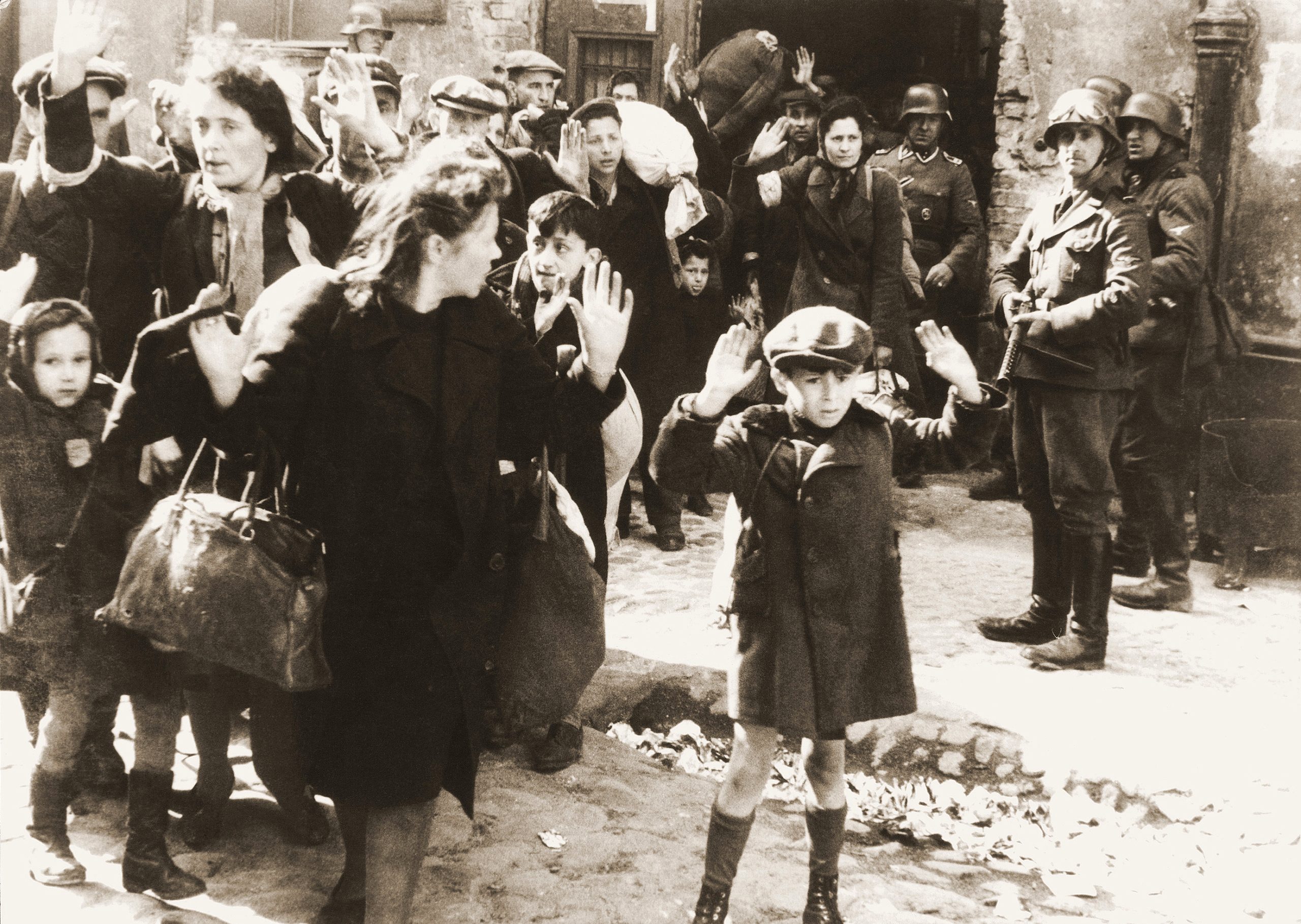 Francesas rompem silêncio sobre violações cometidas por soldados americanos na II Guerra Mundial