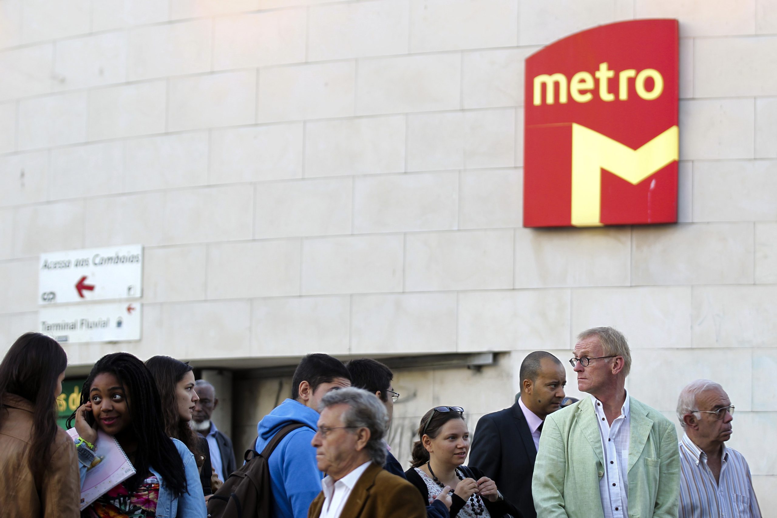 Greve paralisa Metro de Lisboa até meio da manhã