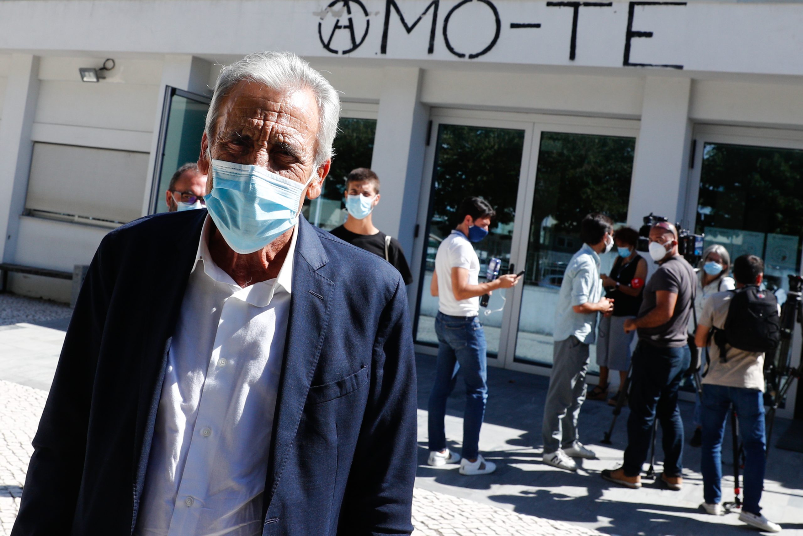Jerónimo de Sousa não comenta Orçamento do Estado para 2021 e diz que, para já, diálogo com Governo é no parlamento