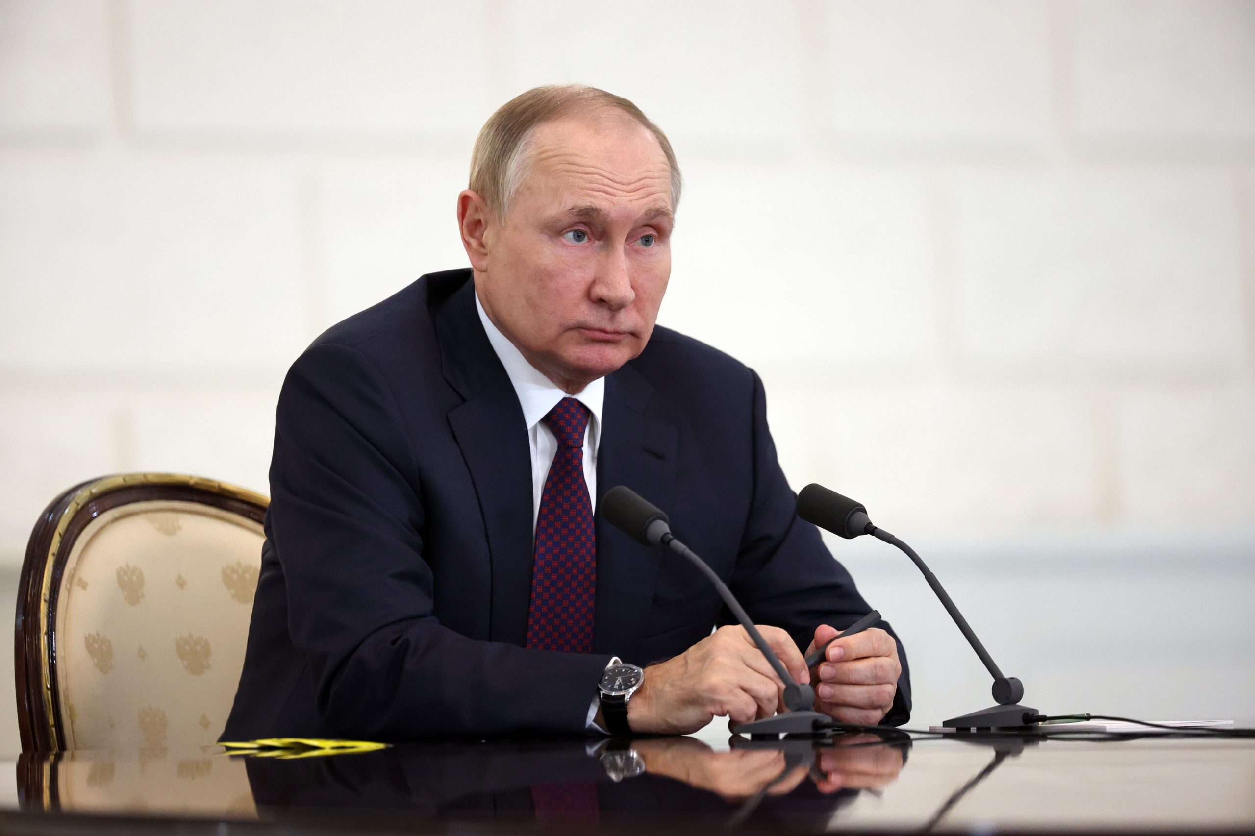 Putin ameaça Kiev com mais represálias por ataque contra frota do mar Negro