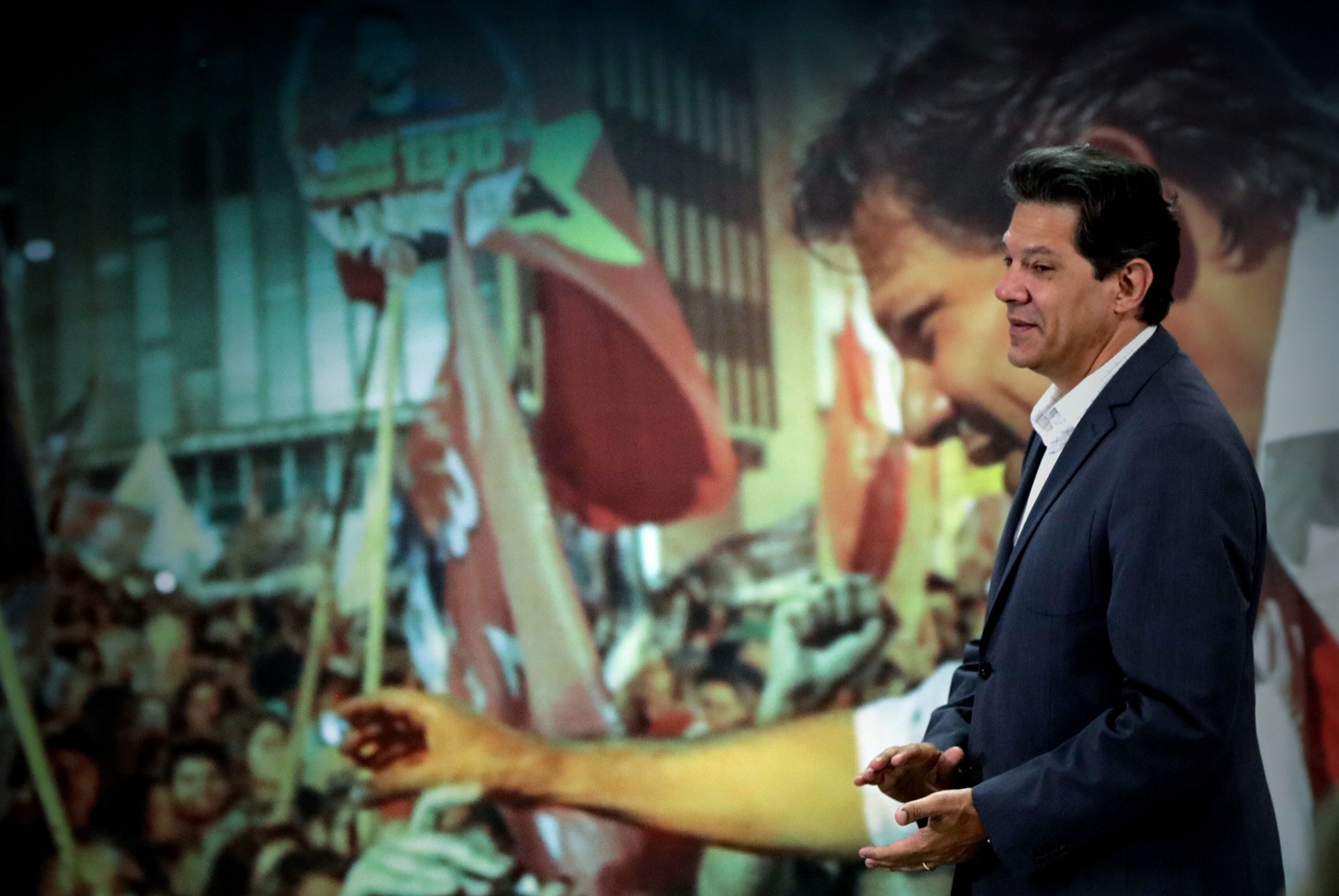 Haddad denuncia campanha de difamação no WhatsApp