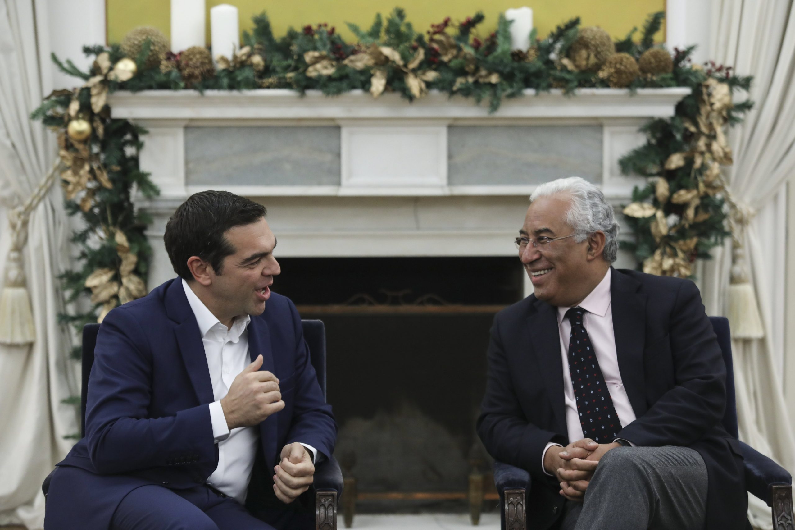 Costa e Tsípras preparam posições comuns para a próxima cimeira da UE