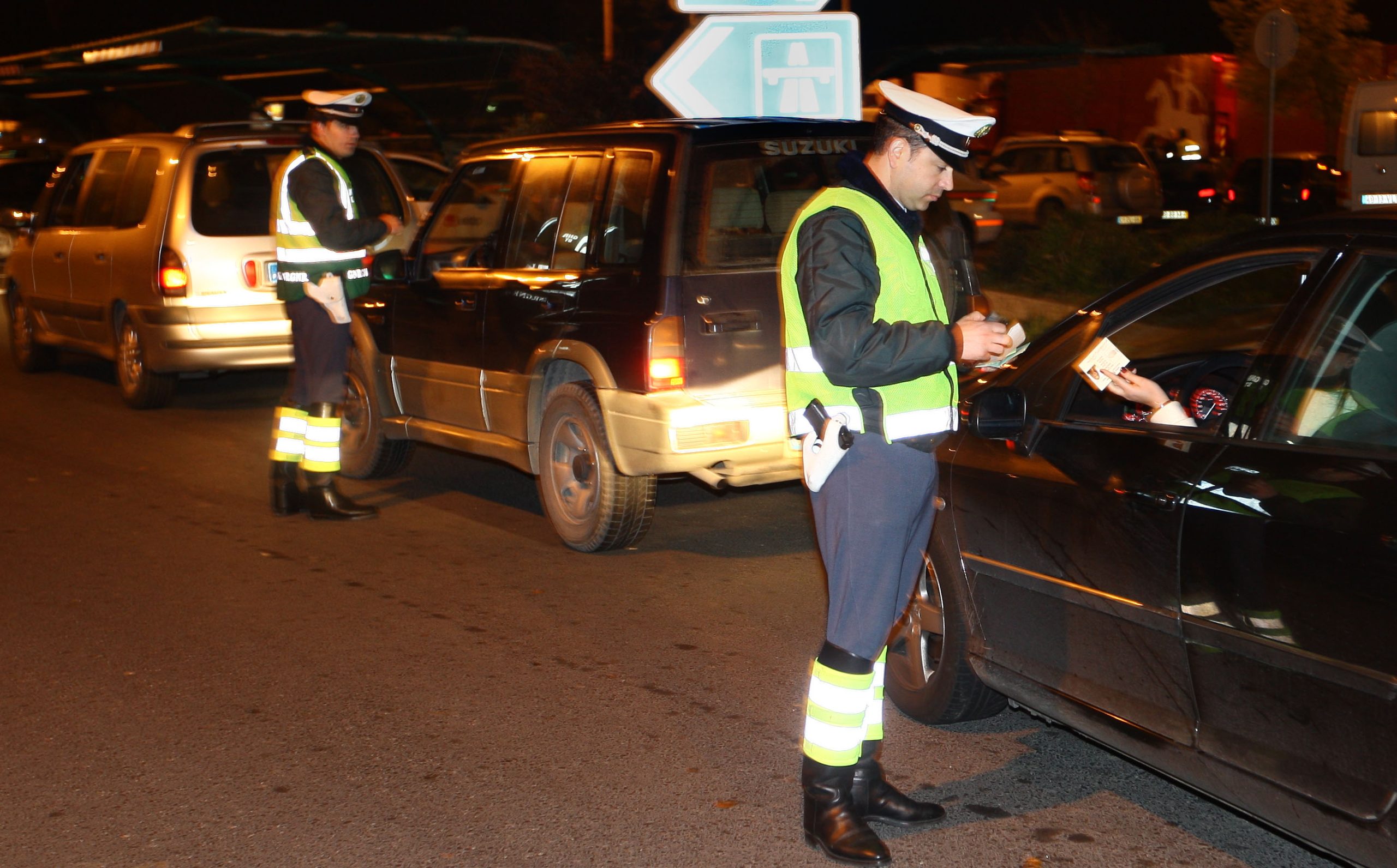 Natal/Passagem de ano: Operação “Festas seguras 2016” da PSP começa quinta-feira