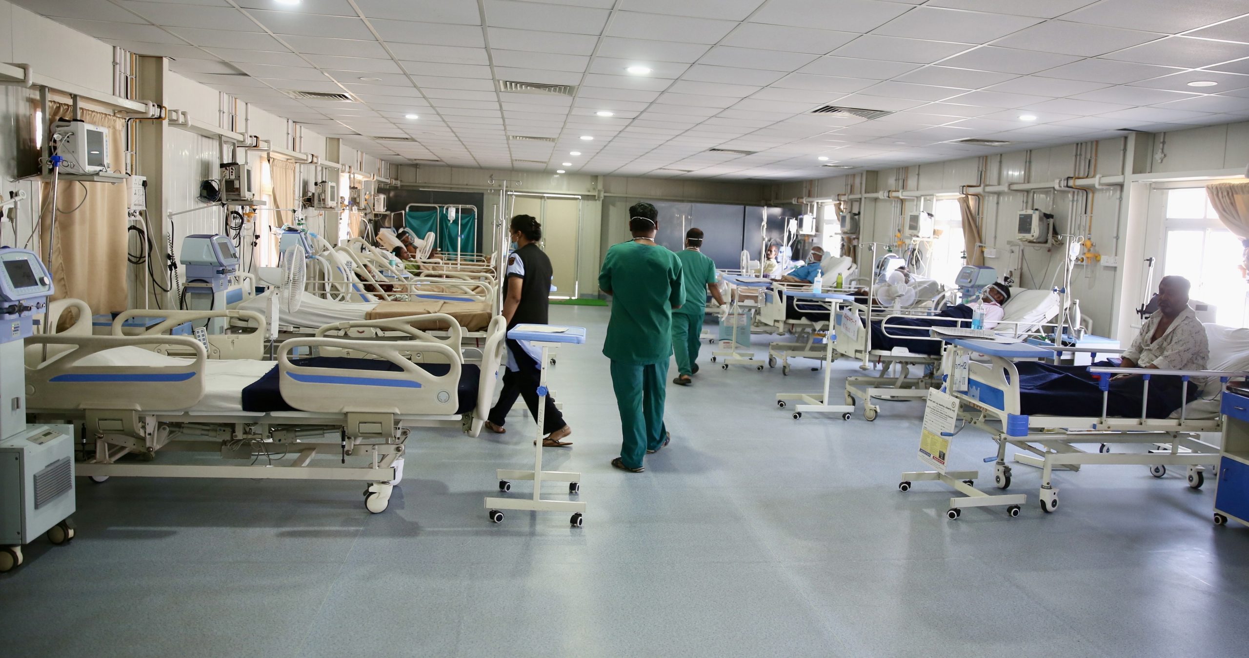 OMS aprova acordo internacional para prevenir pandemias e melhorar a cooperação