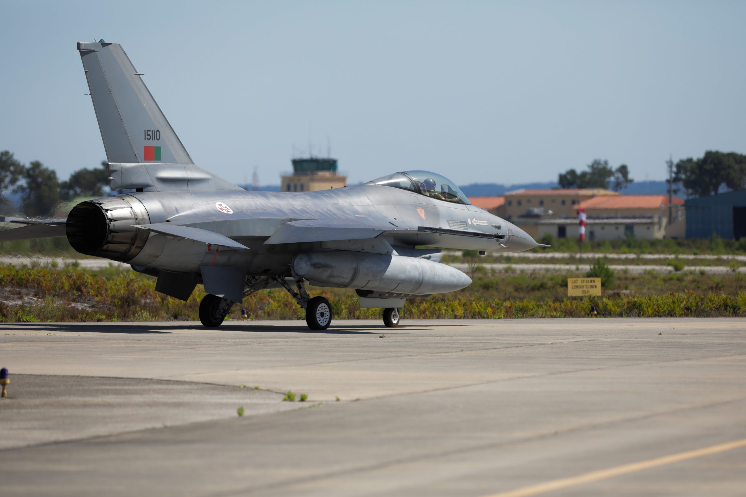 Força Aérea avisa para estrondos com caças F-16 a quebrar a barreira do som na Figueira da Foz