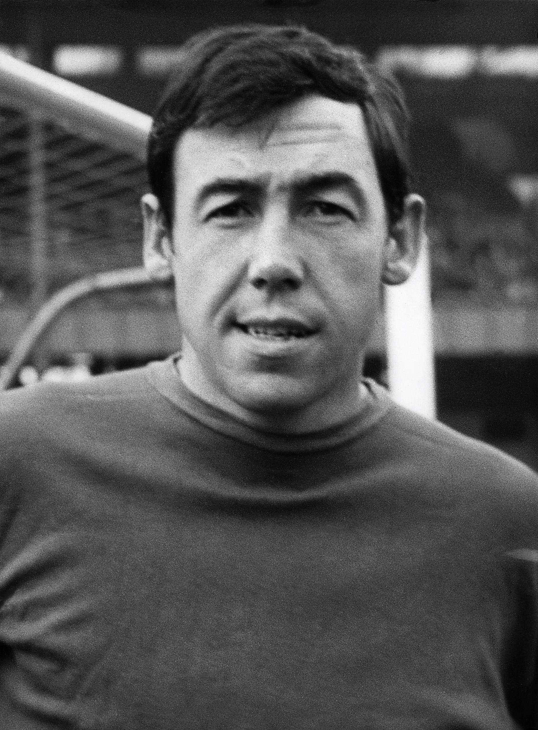 Morreu Gordon Banks, o guarda-redes que parou Pelé com a “defesa do século”