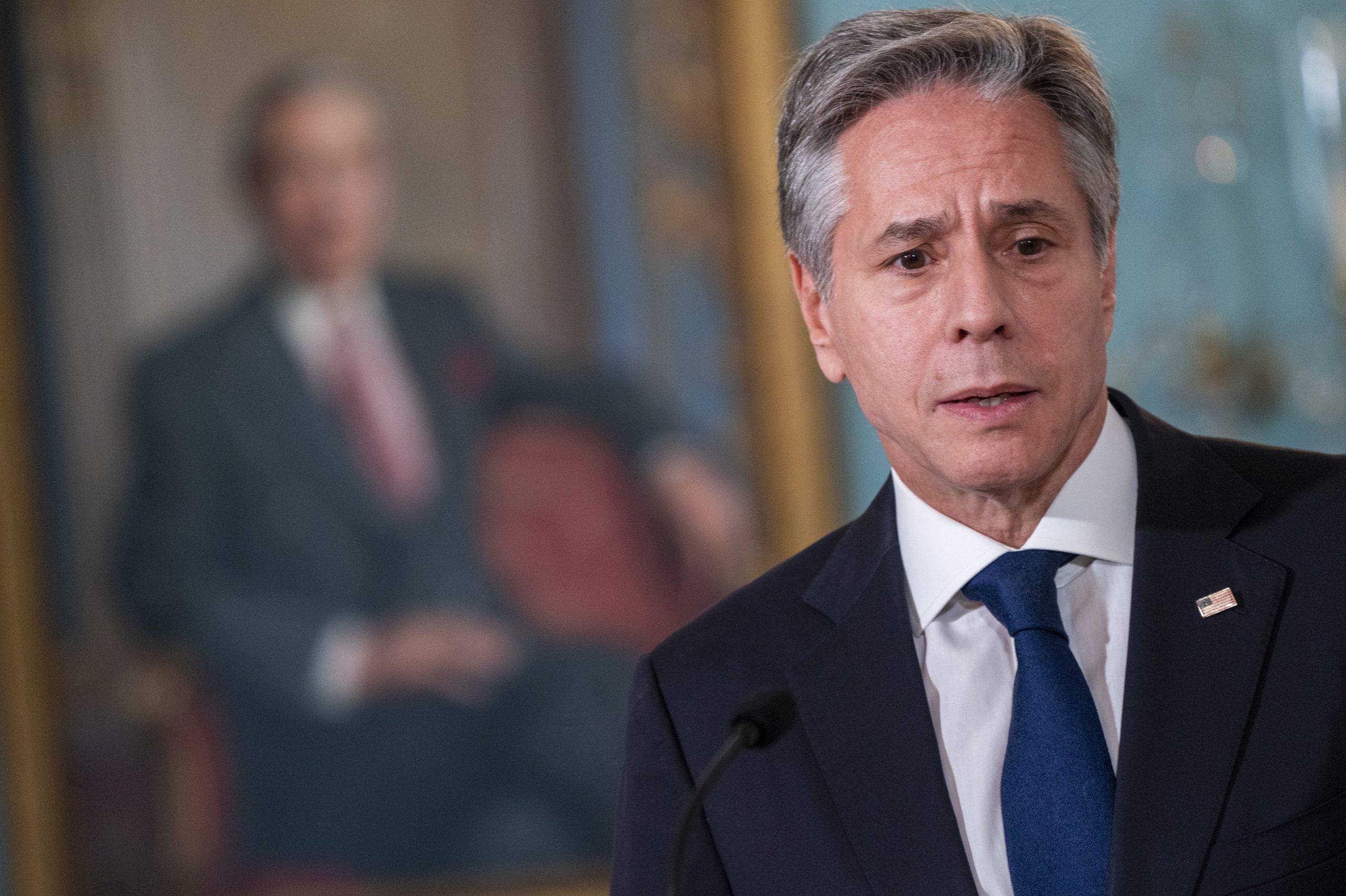 Chefes da diplomacia da China e dos Estados Unidos reúnem-se em Pequim para quebrar “gelo” diplomático