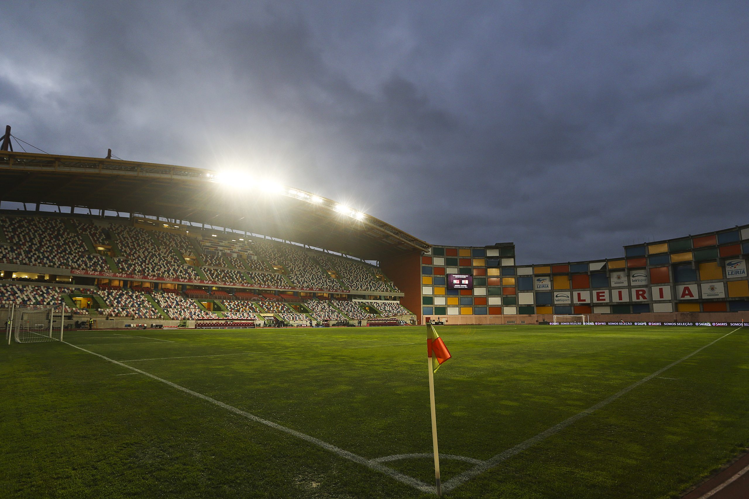 Leiria quer criar centro de negócios digital no topo norte do estádio