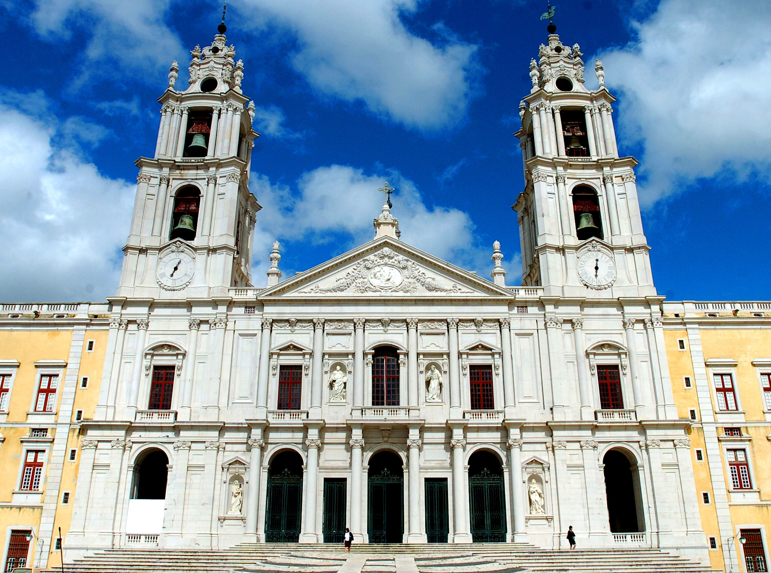 Salas fechadas ao público do Palácio de Mafra abrem-se para concertos