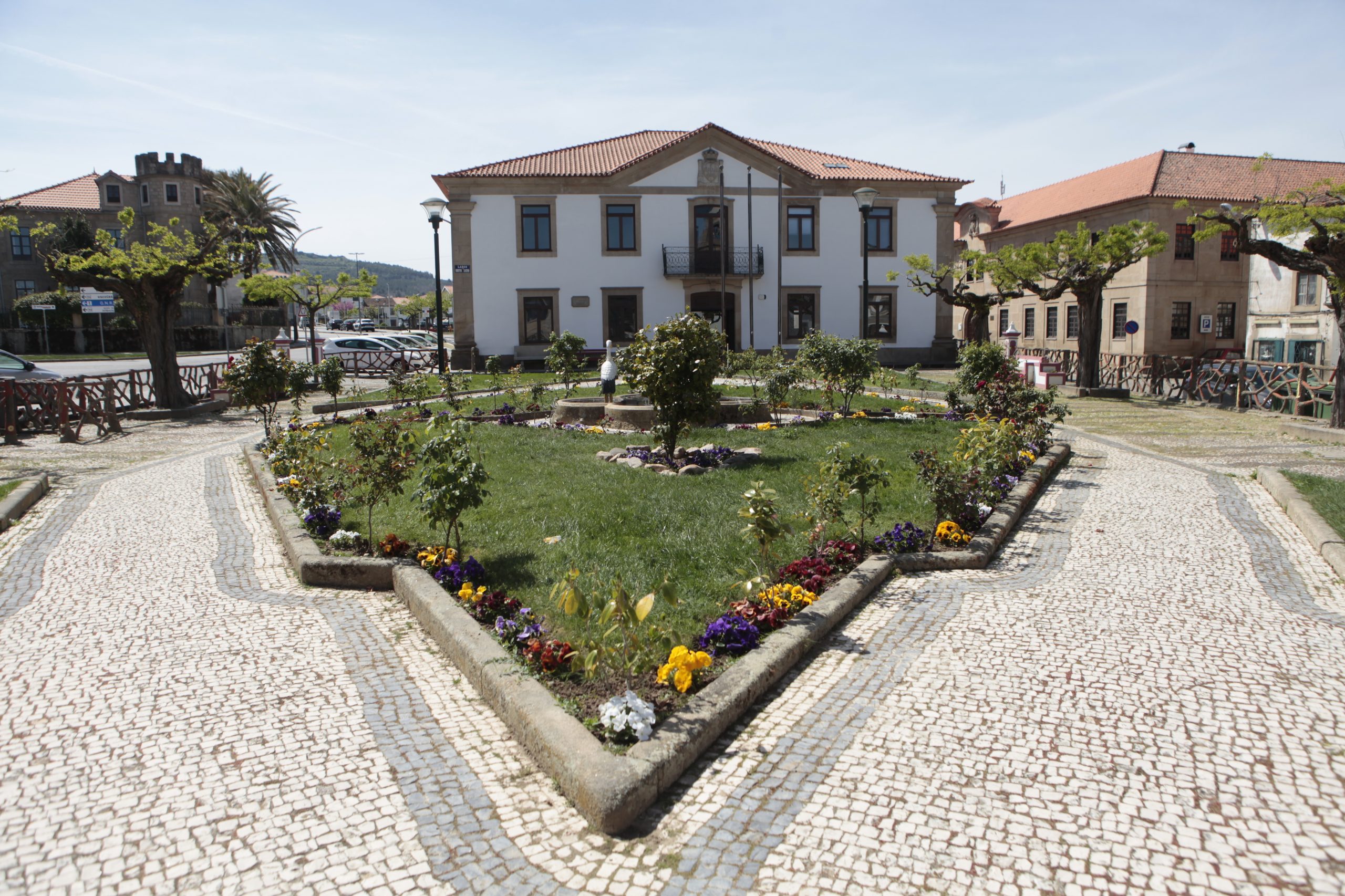 O que é o “Dia dos Idades”? Figueira de Castelo Rodrigo cumpre tradição que começou quando os rapazes iam juntos à inspeção militar