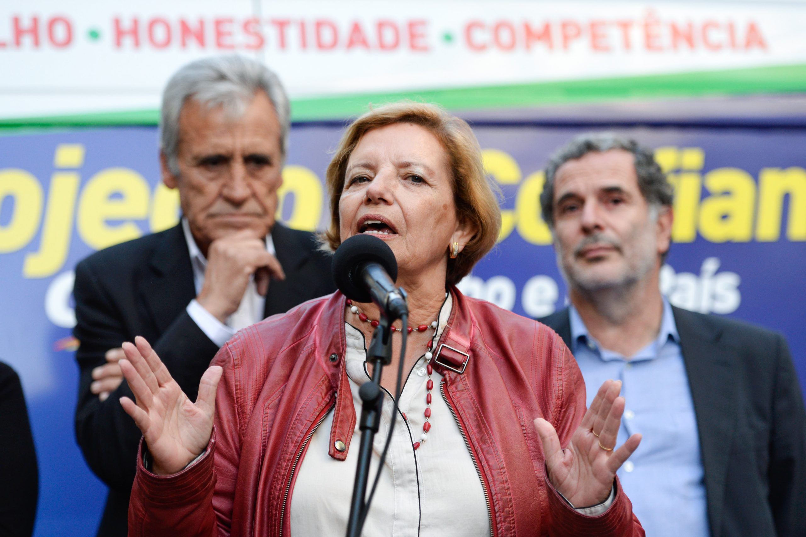 CDU do Porto pede “intervenção urgente” a Rui Moreira no Bairro da Arrábida
